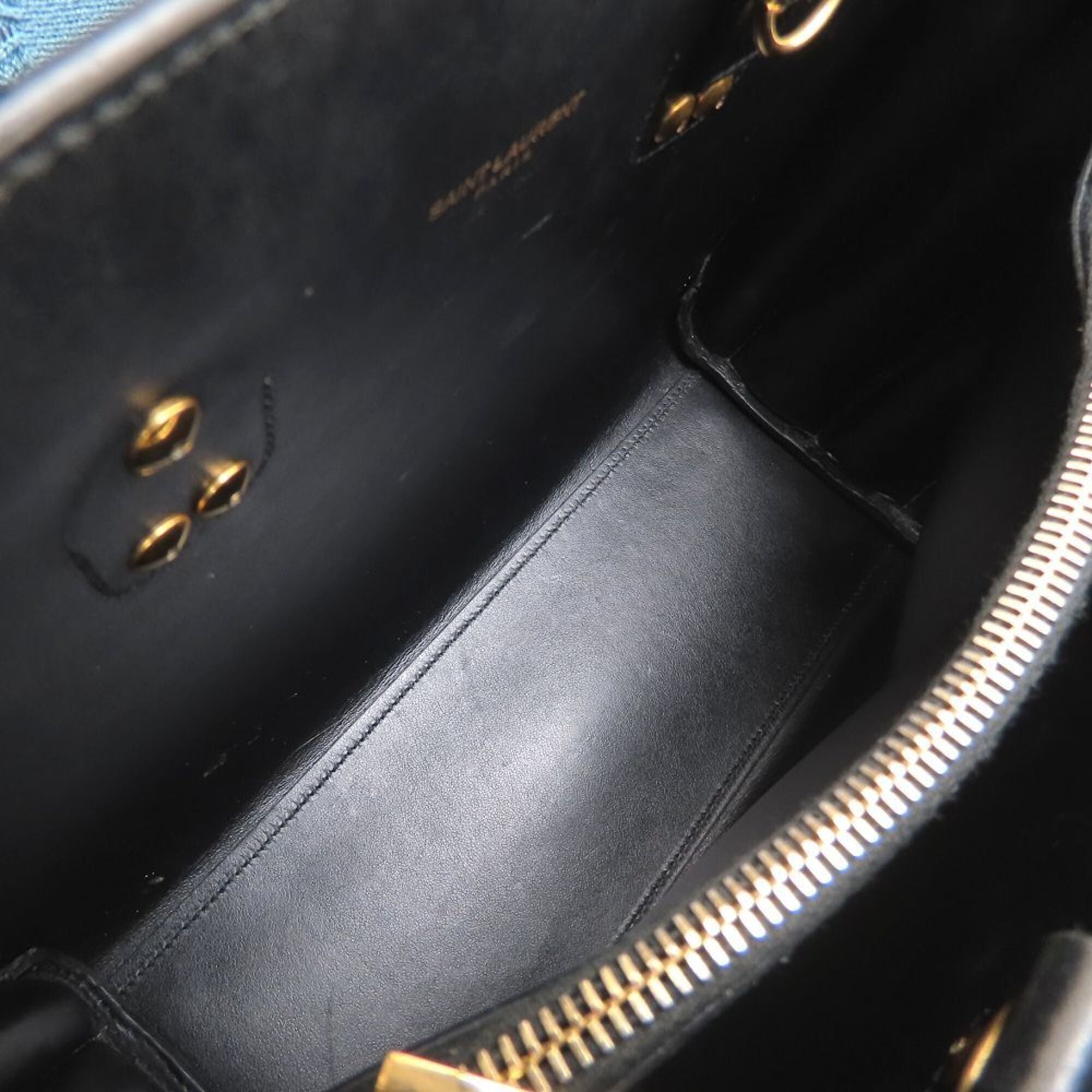 Yves Saint Laurent Black Leather Handbag (Pre-Owned)