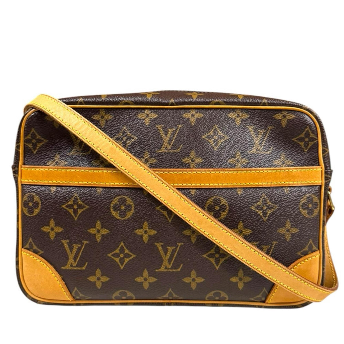 Louis Vuitton Brown Monogram Canvas Shoulder Bag (Pre-Owned)