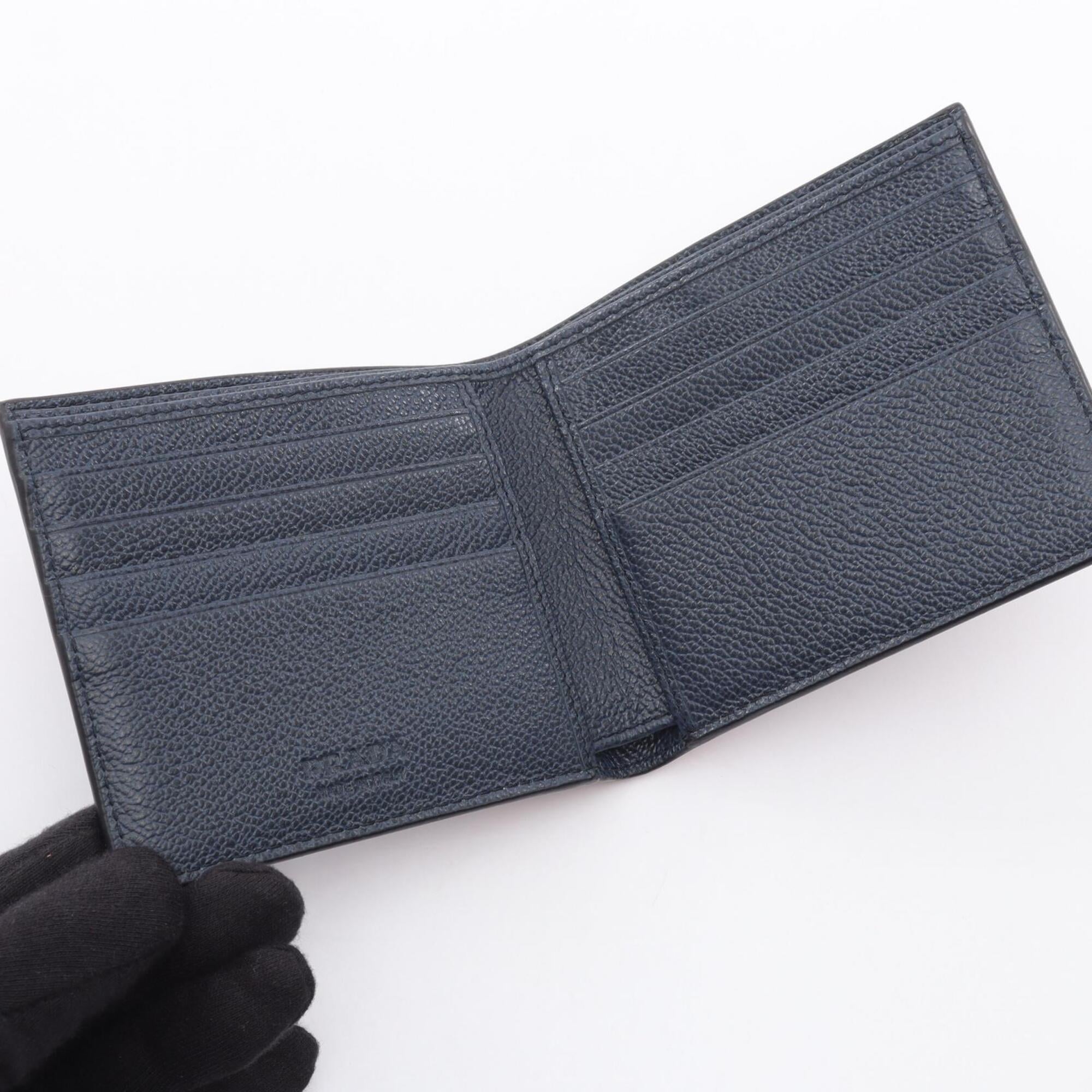Prada Navy Red Color Leather Wallet (Bi-Fold) (Pre-Owned)