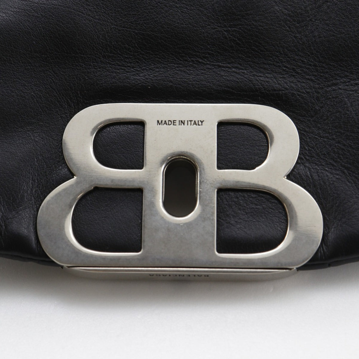 Balenciaga Black Leather Shoulder Bag (Pre-Owned)