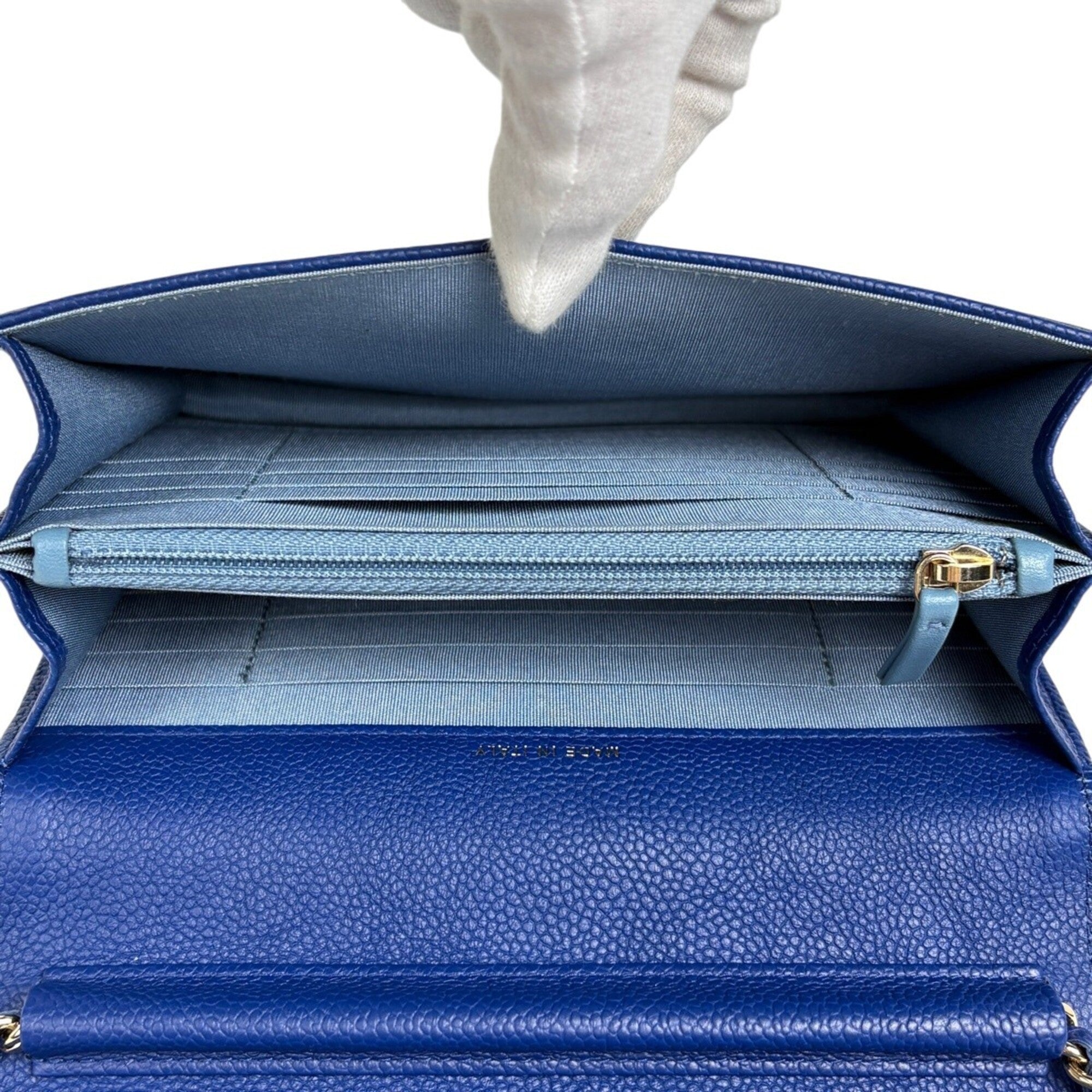 Chanel Blue Grained Calfskin Shoulder Bag (Pre-Owned)