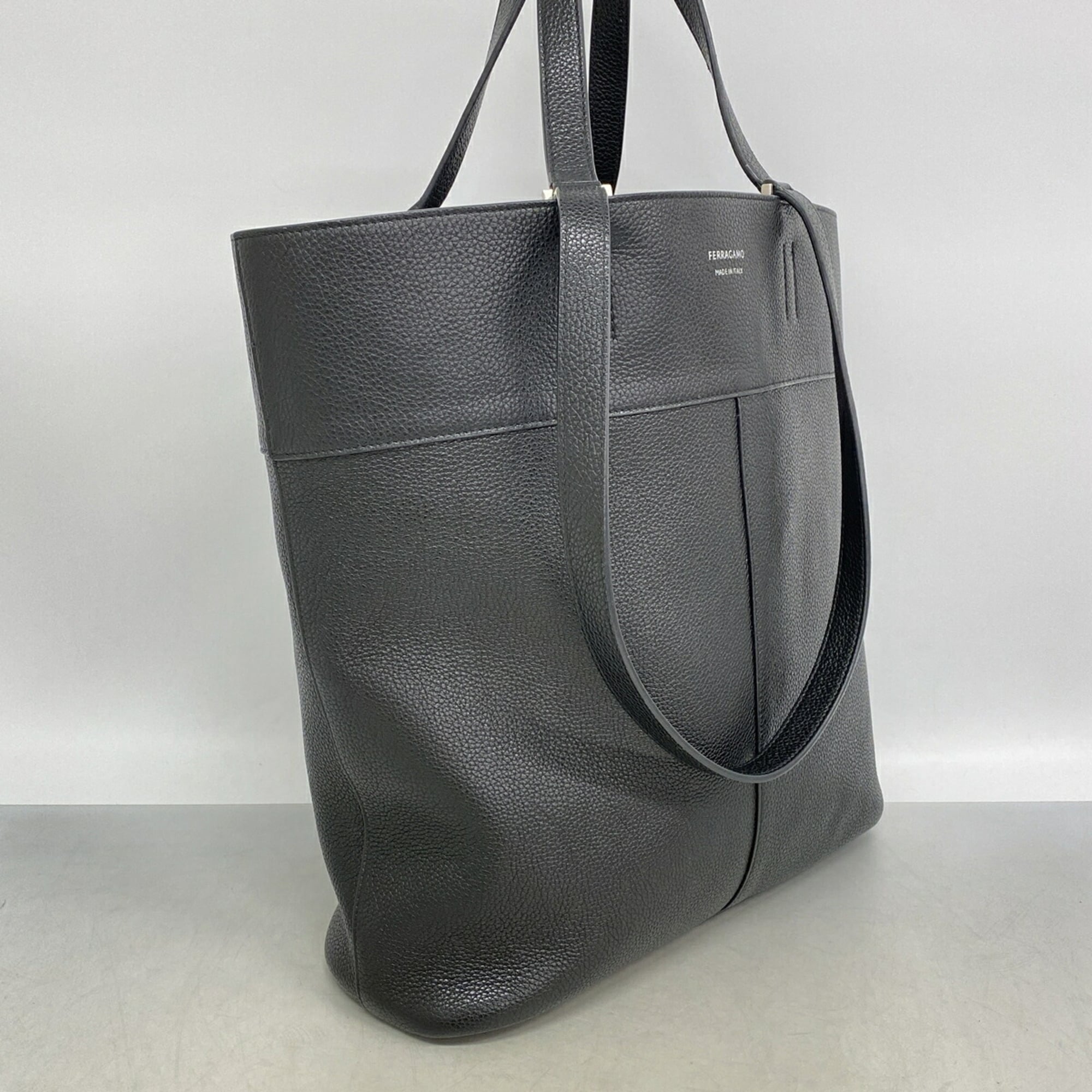 Salvatore Ferragamo Black Leather Tote Bag (Pre-Owned)