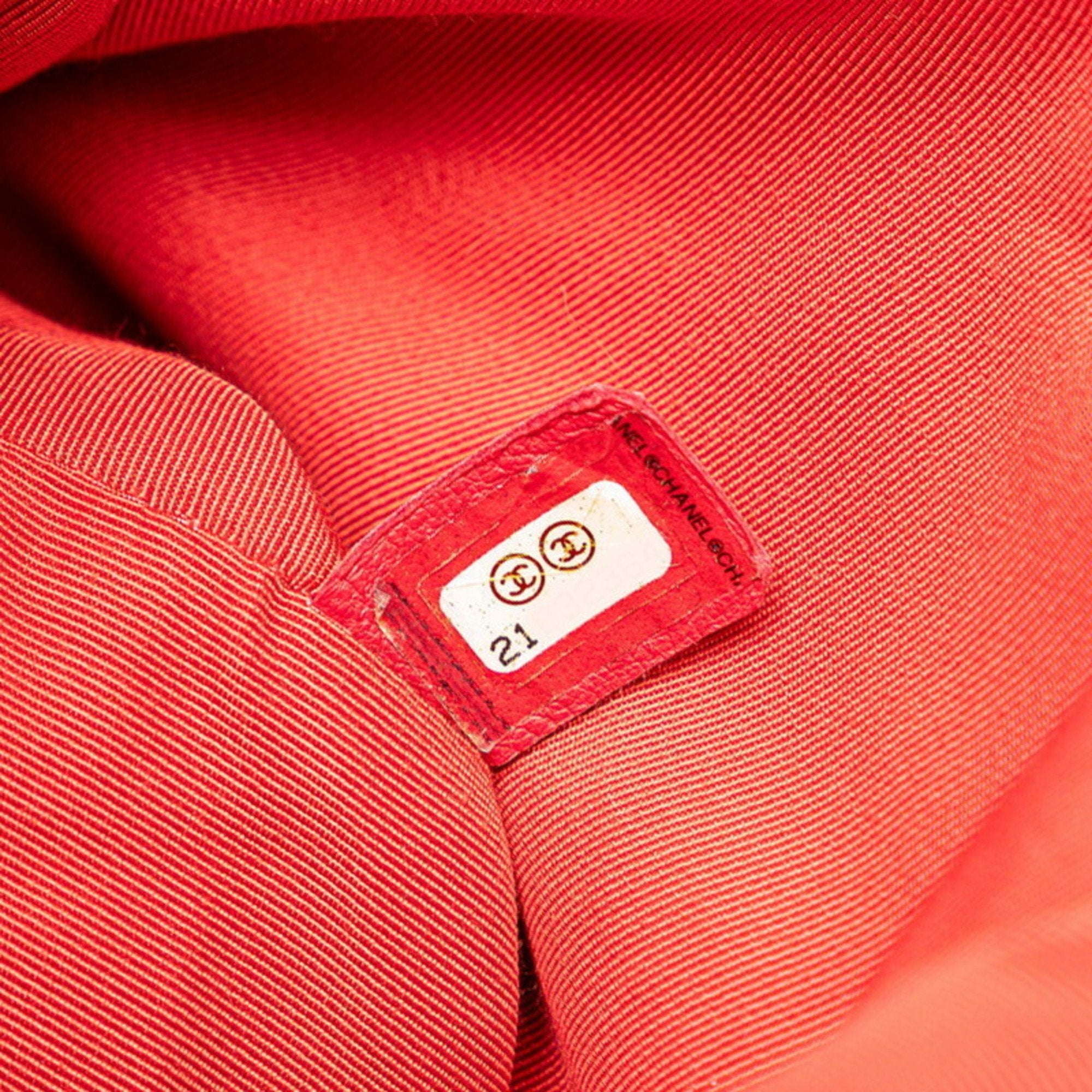 Chanel Red Color Leather Backpack (Pre-Owned)