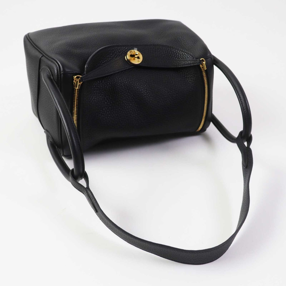 Hermes Lindy Black Taurillon Clemence Leather Shoulder Bag (Pre-Owned)