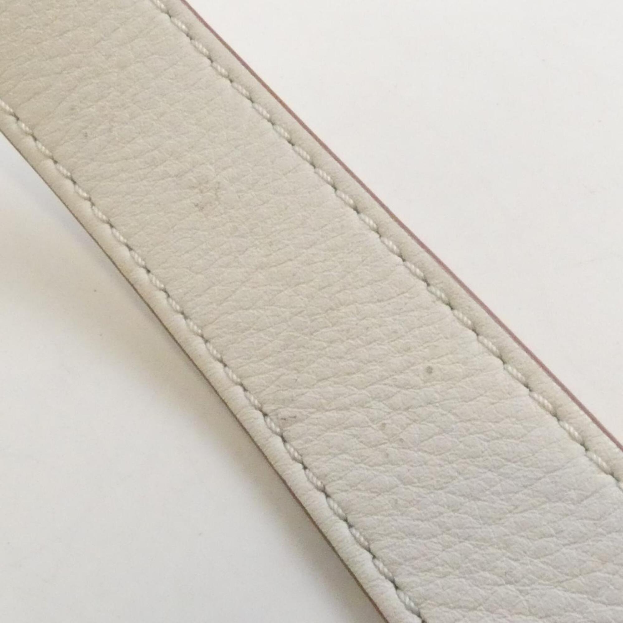 Loewe White Canvas Shoulder Bag (Pre-Owned)