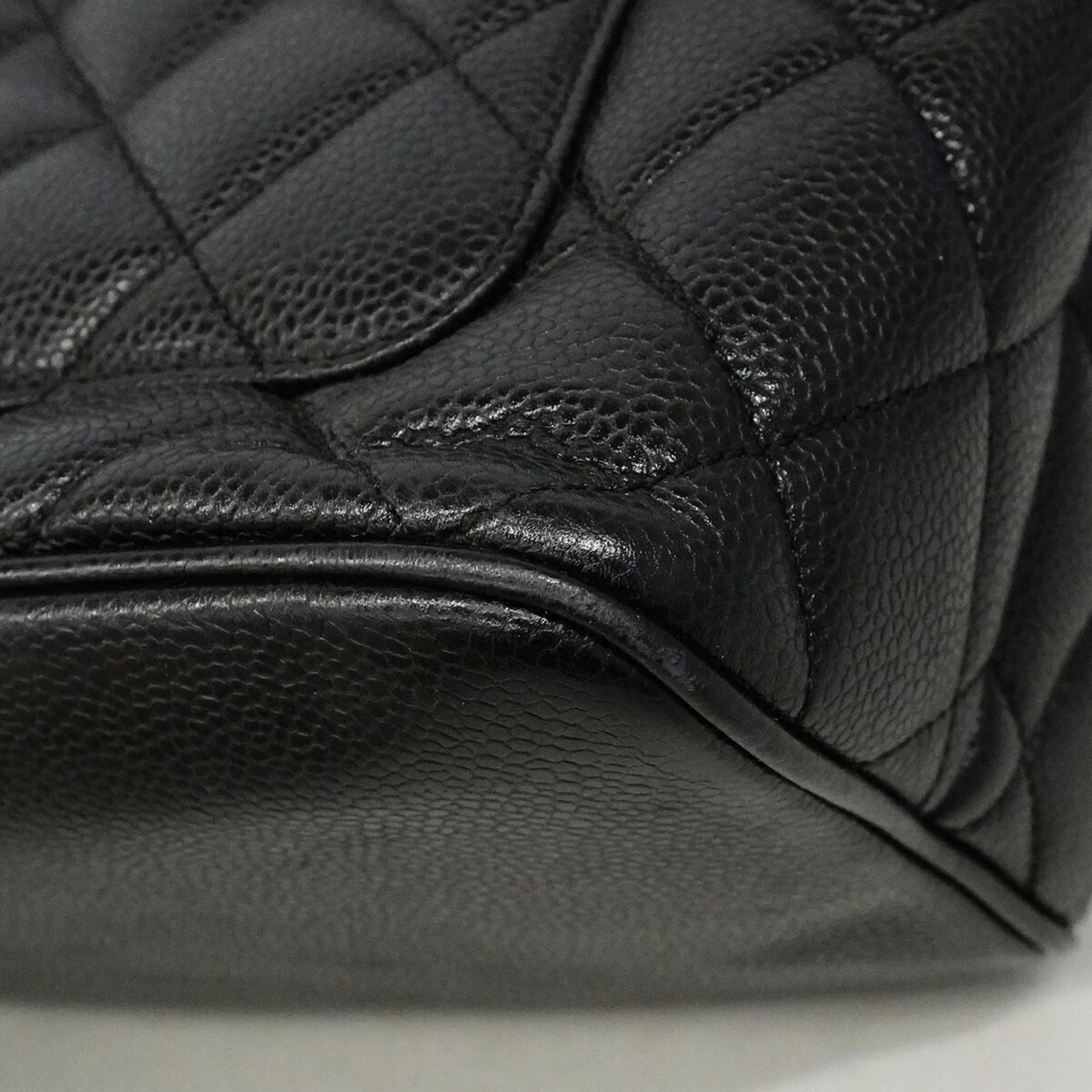 Chanel Black Grained Calfskin Tote Bag (Pre-Owned)