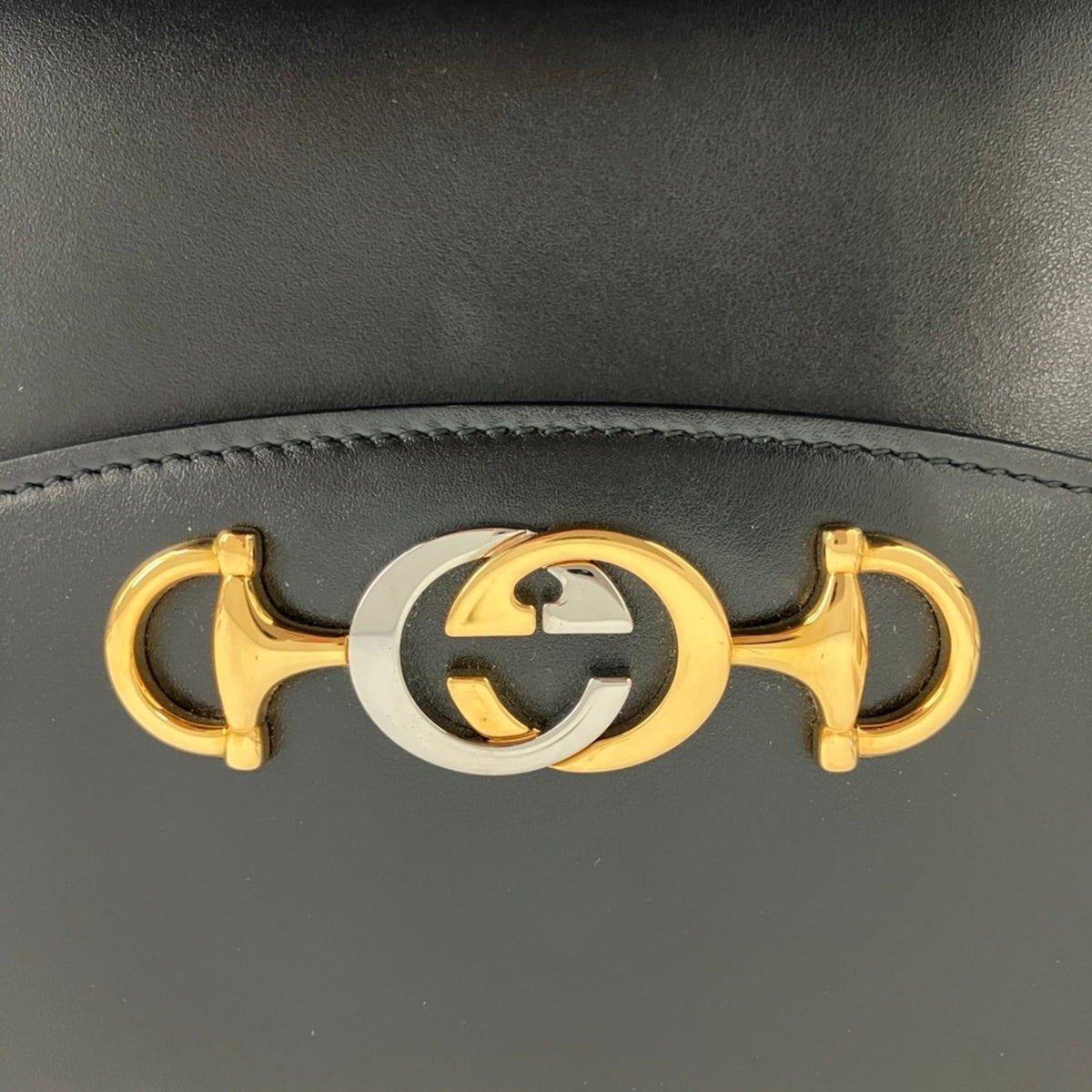 Gucci Black Leather Shoulder Bag (Pre-Owned)