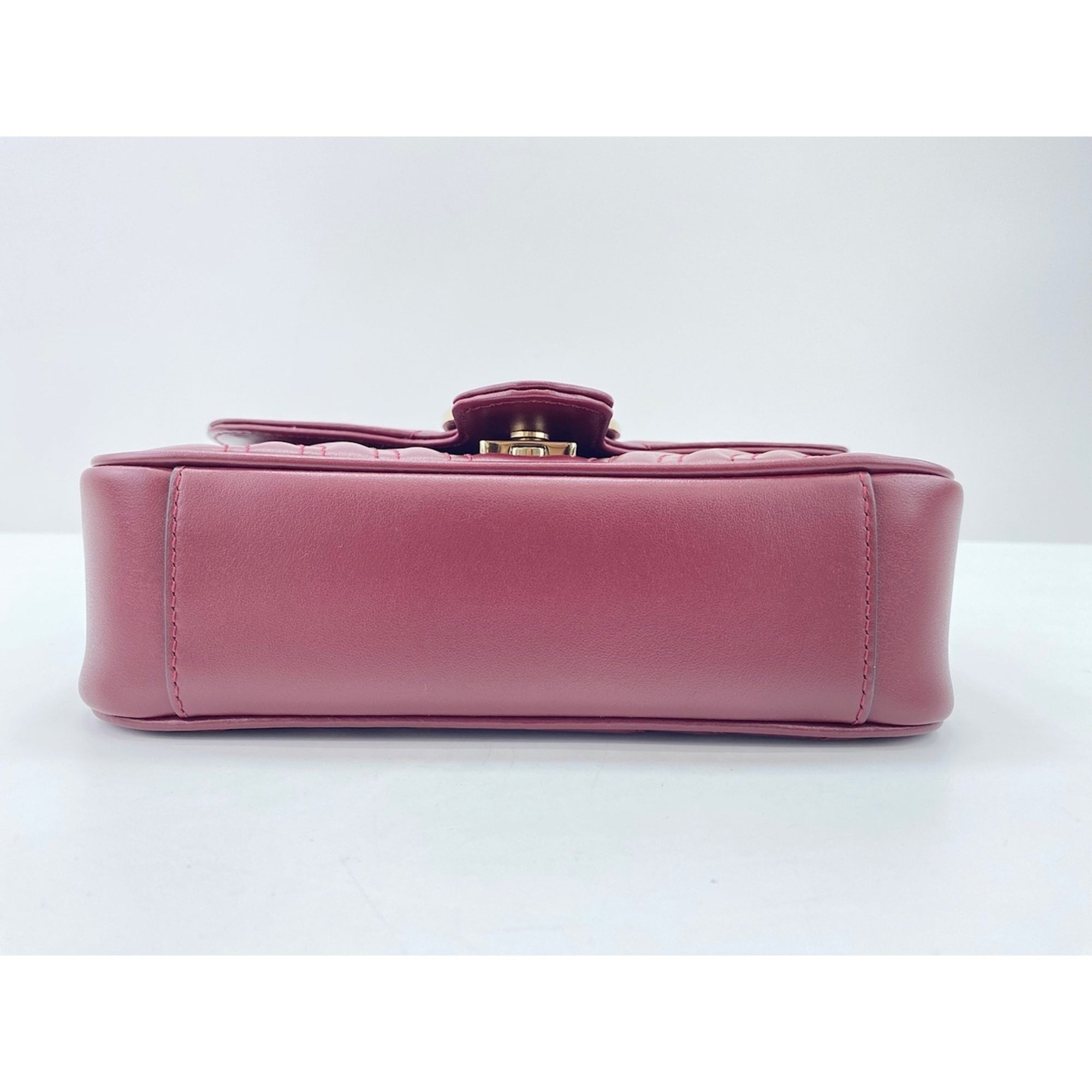 Gucci Red Color Wine Shoulder Bag (Pre-Owned)