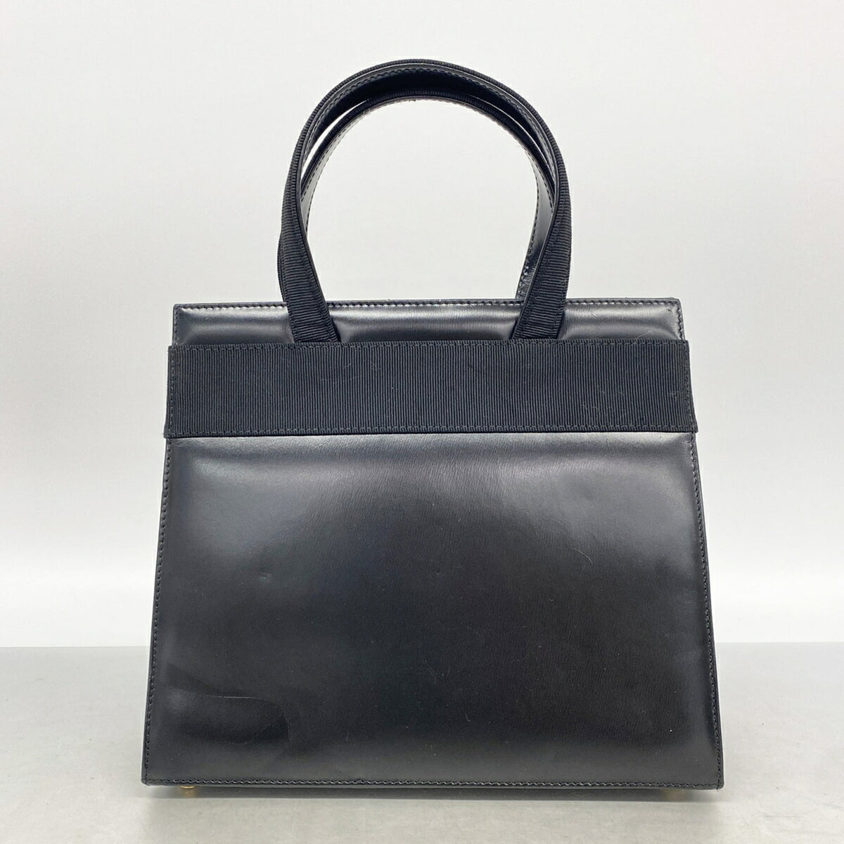 Salvatore Ferragamo Black Leather Handbag (Pre-Owned)