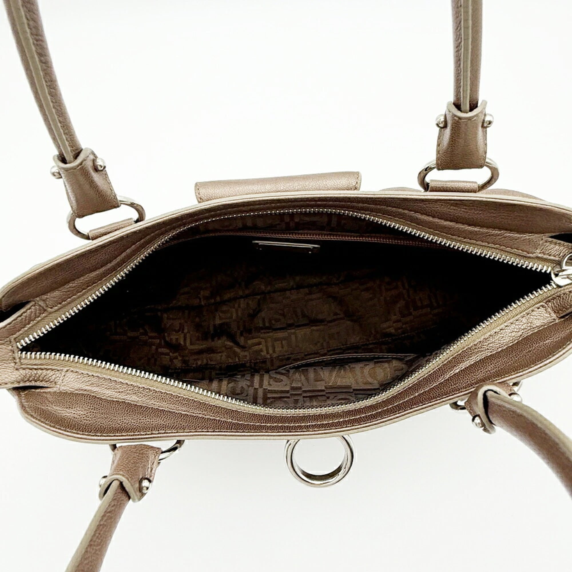Salvatore Ferragamo Gancini Bronze Leather Handbag (Pre-Owned)