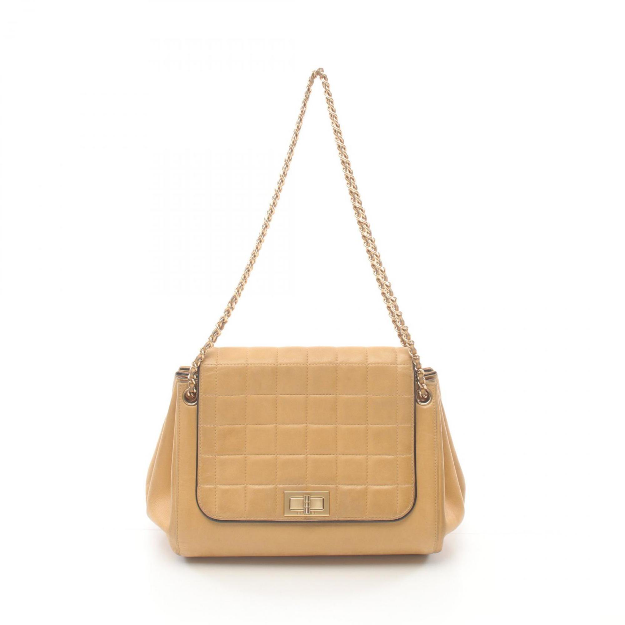 Chanel Beige Leather Shoulder Bag (Pre-Owned)