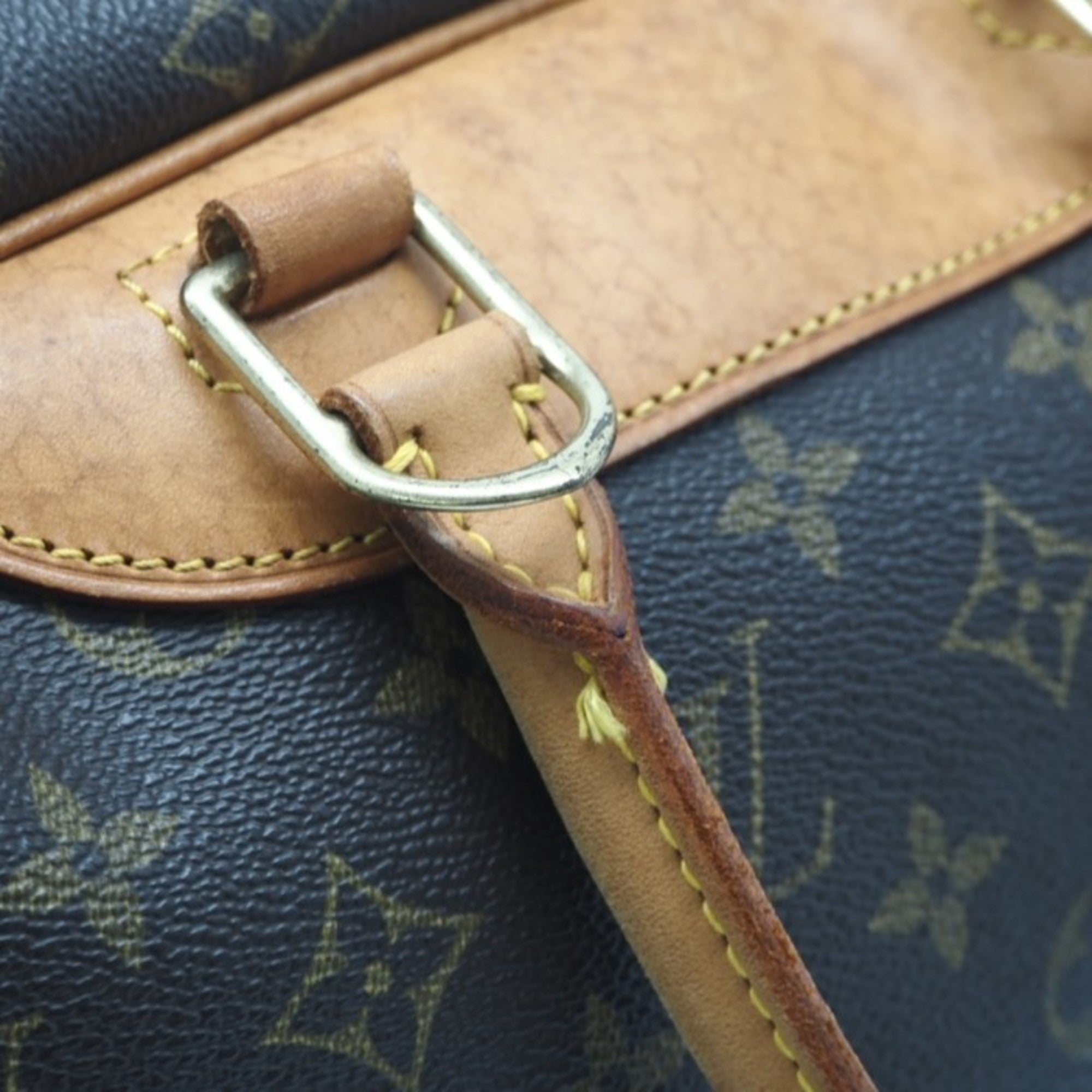 Louis Vuitton Brown Coated Canvas Leather Handbag (Pre-Owned)