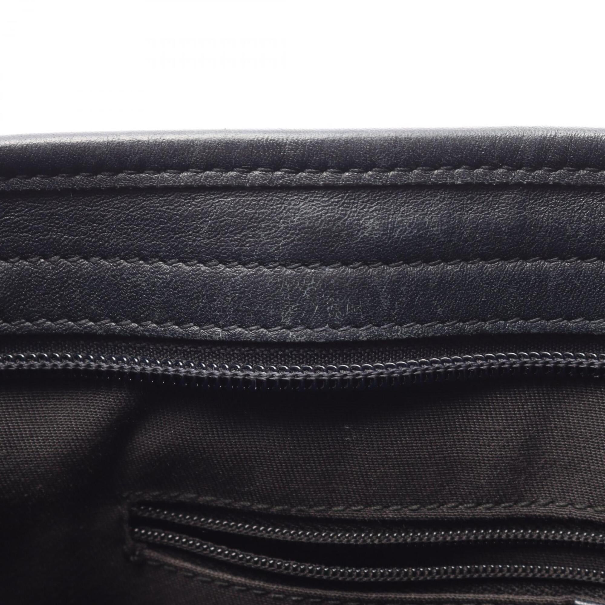 Gucci Ivory Navy Gg Supreme Leather Shoulder Bag (Pre-Owned)