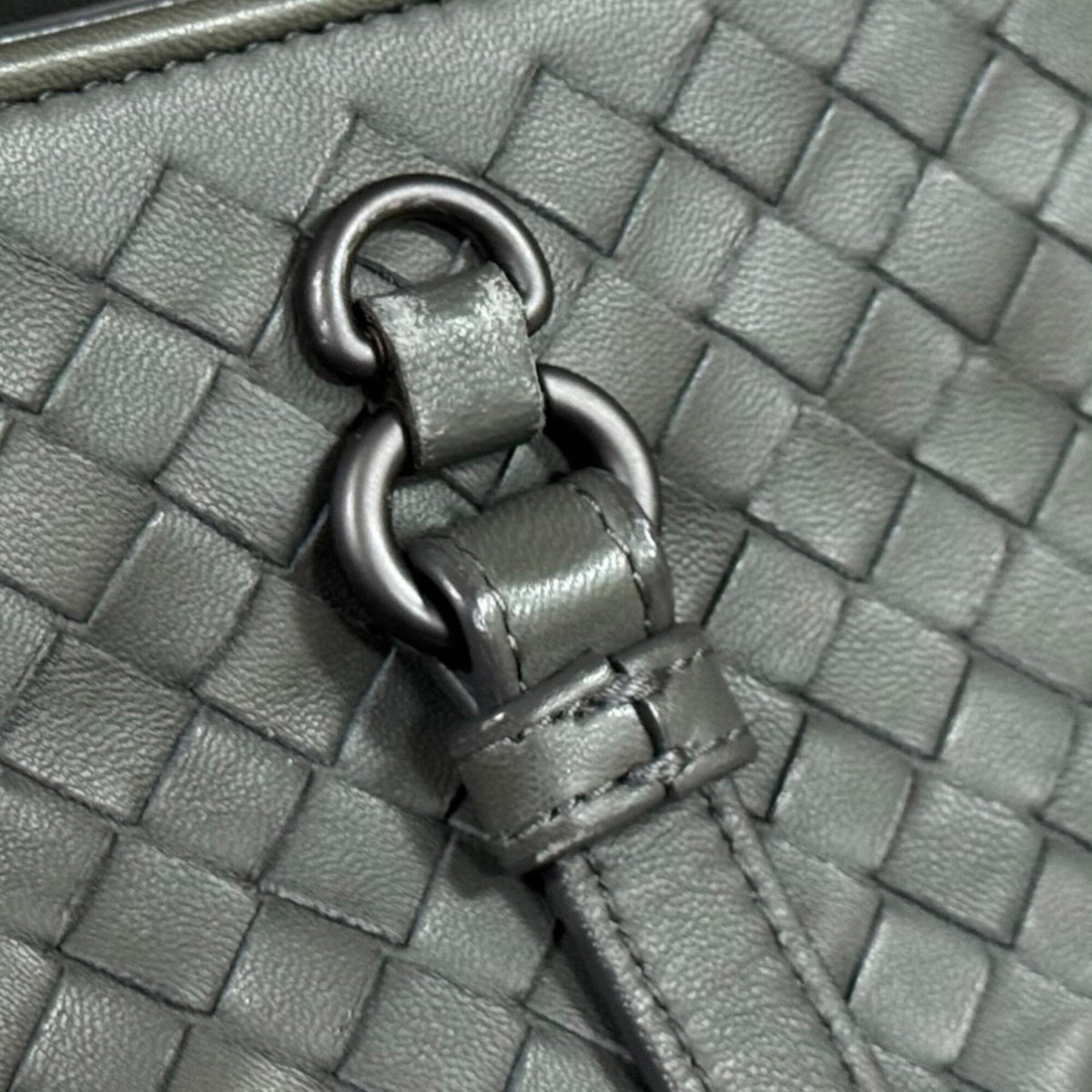 Bottega Veneta Intrecciato Gray Leather Handbag Shoulder Bag (Pre-Owned)