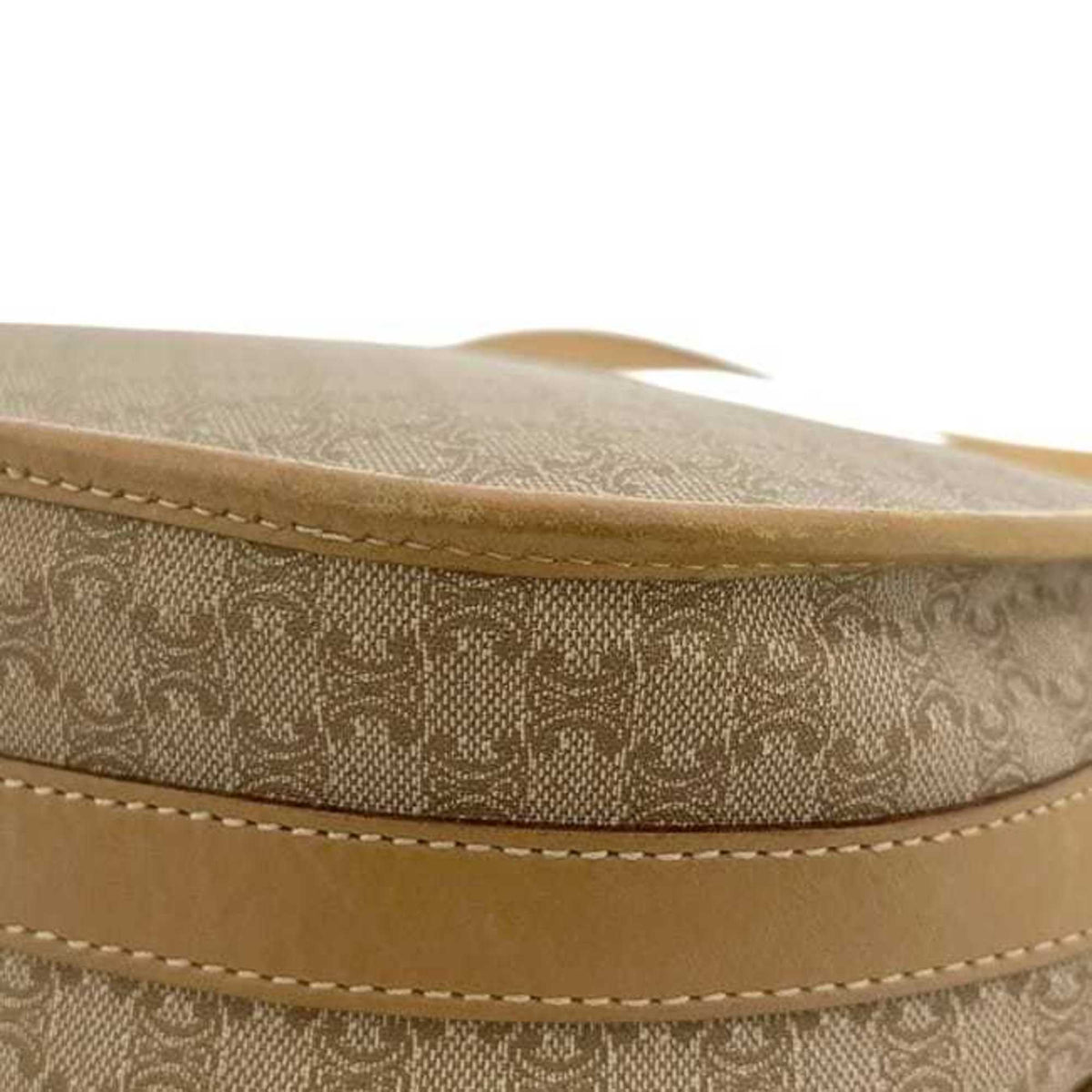 Celine Beige Pvc Leather Shoulder Bag (Pre-Owned)