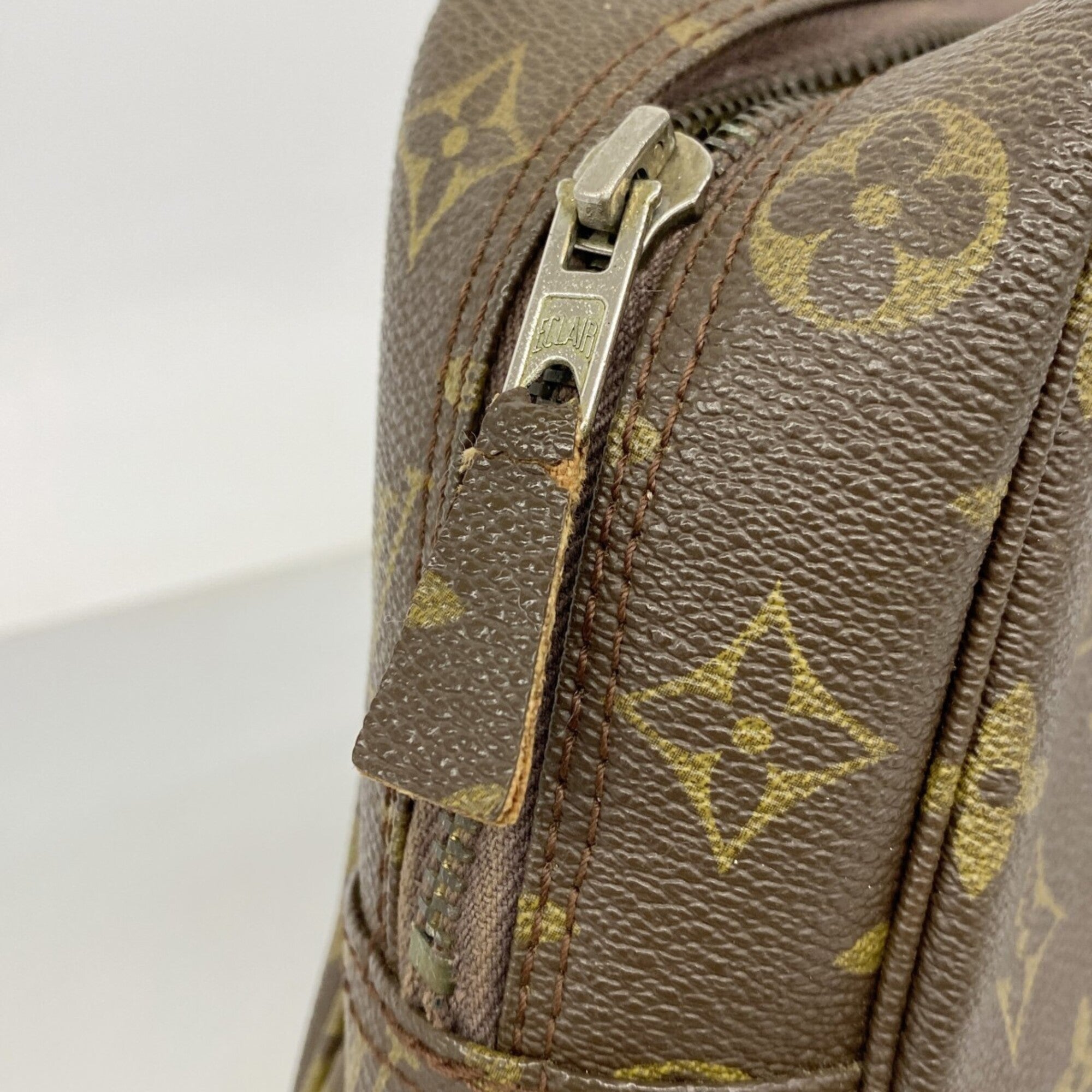 Louis Vuitton Brown Pouch (Pre-Owned)