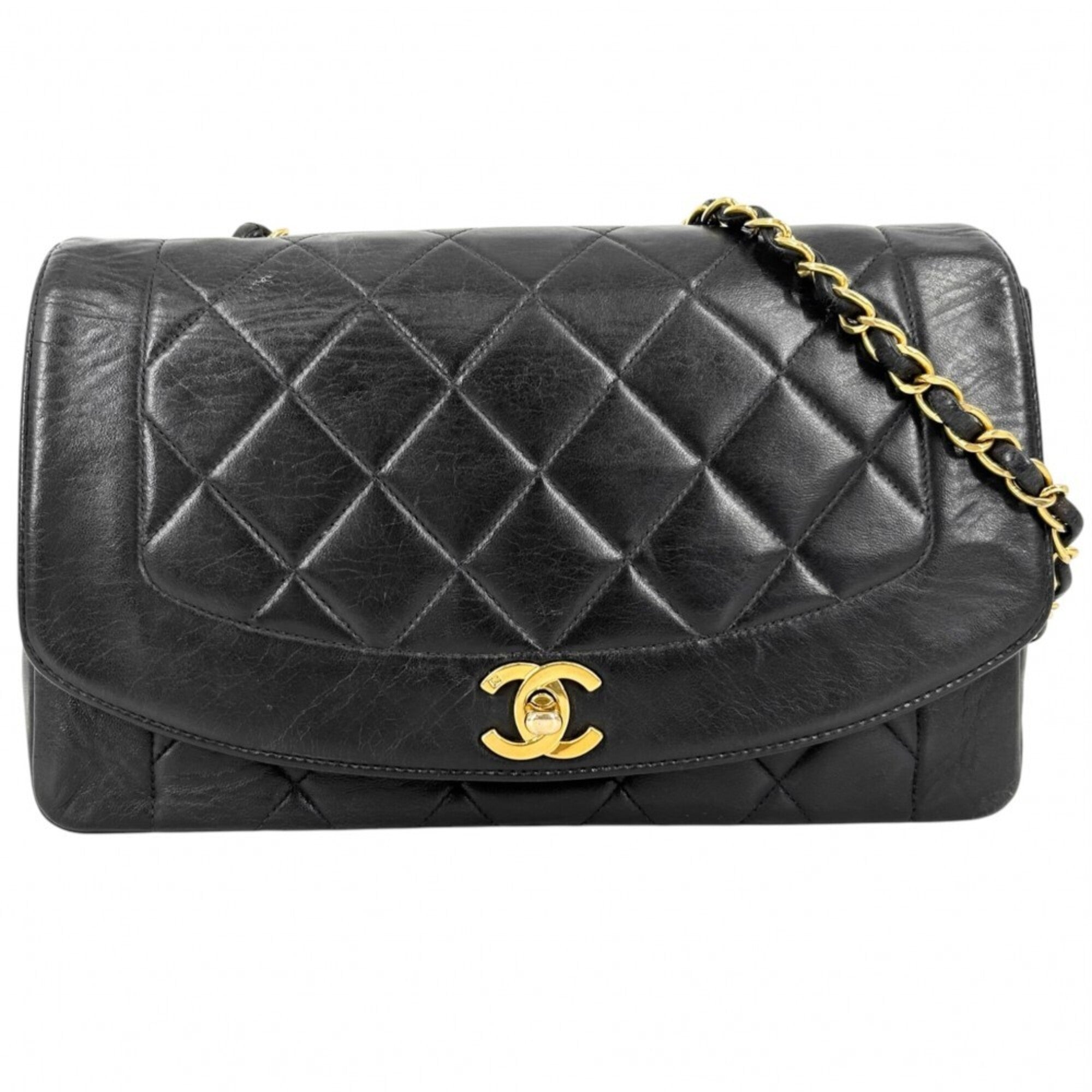 Chanel Black Leather Shoulder Bag (Pre-Owned)