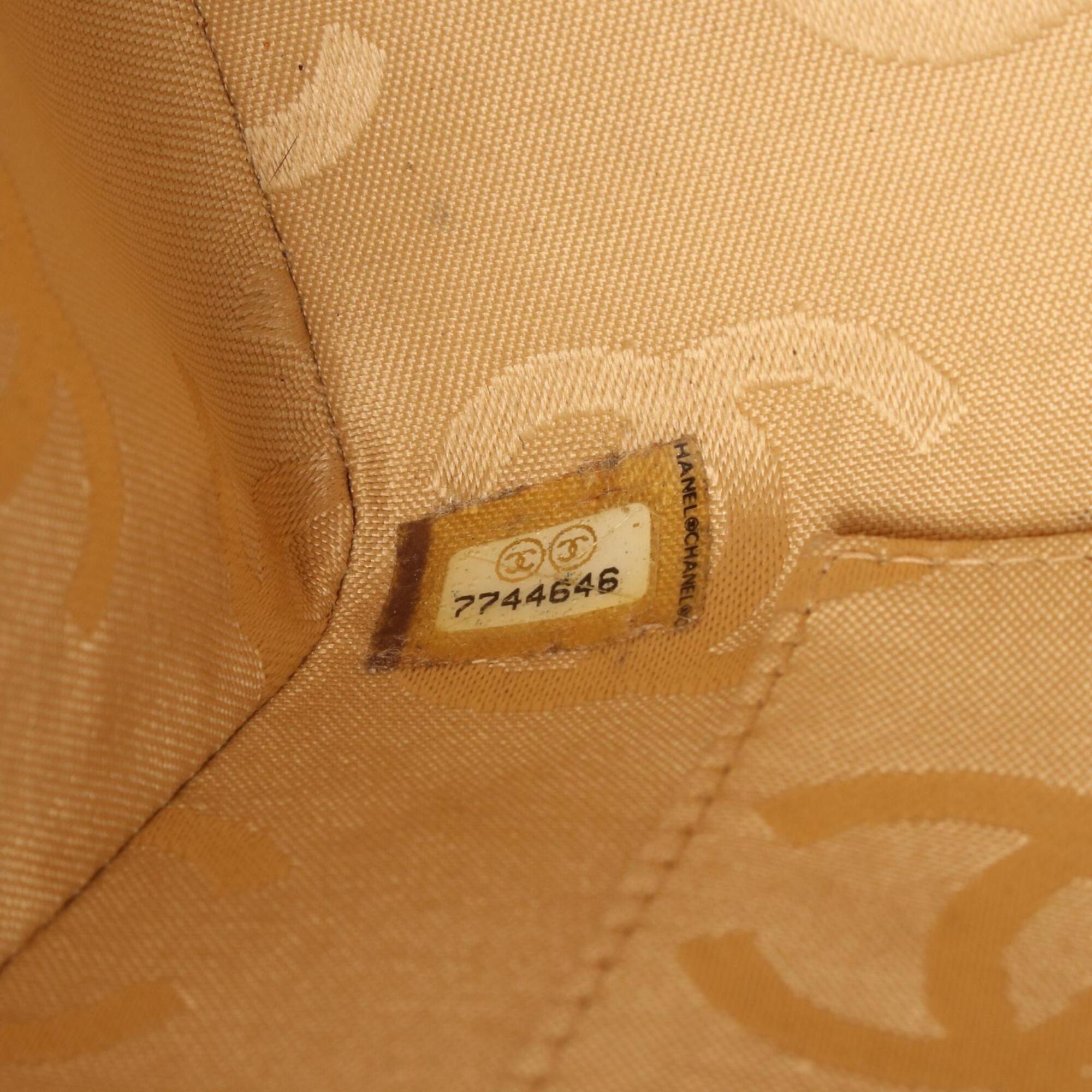 Chanel Beige Grained Calfskin Handbag Tote Bag (Pre-Owned)