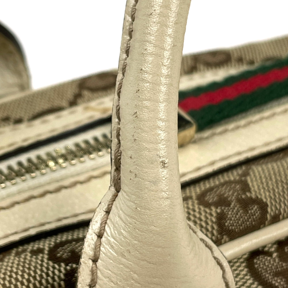 Gucci Beige White Gg Canvas Leather Shoulder Bag (Pre-Owned)