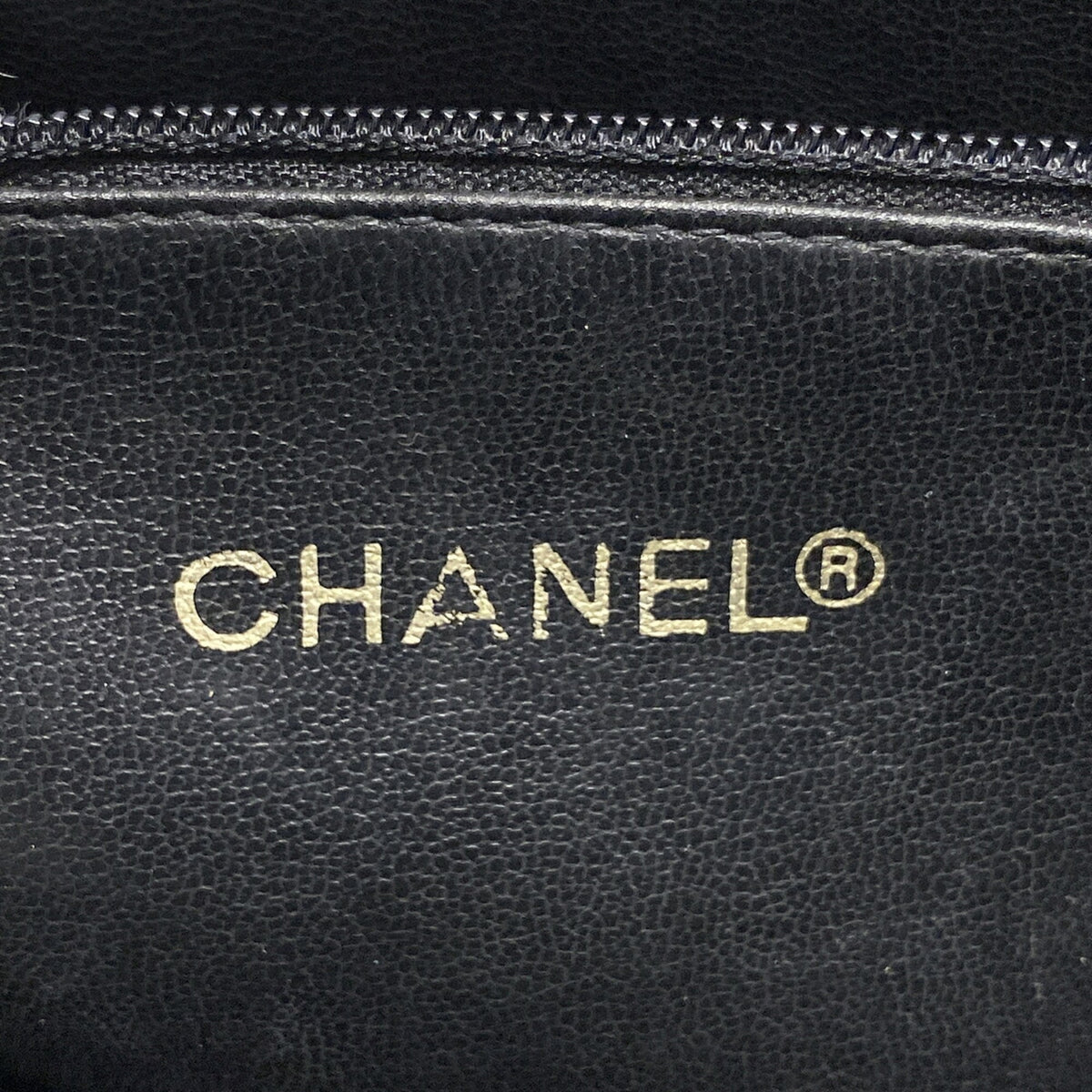 Chanel Black Leather Tote Bag (Pre-Owned)
