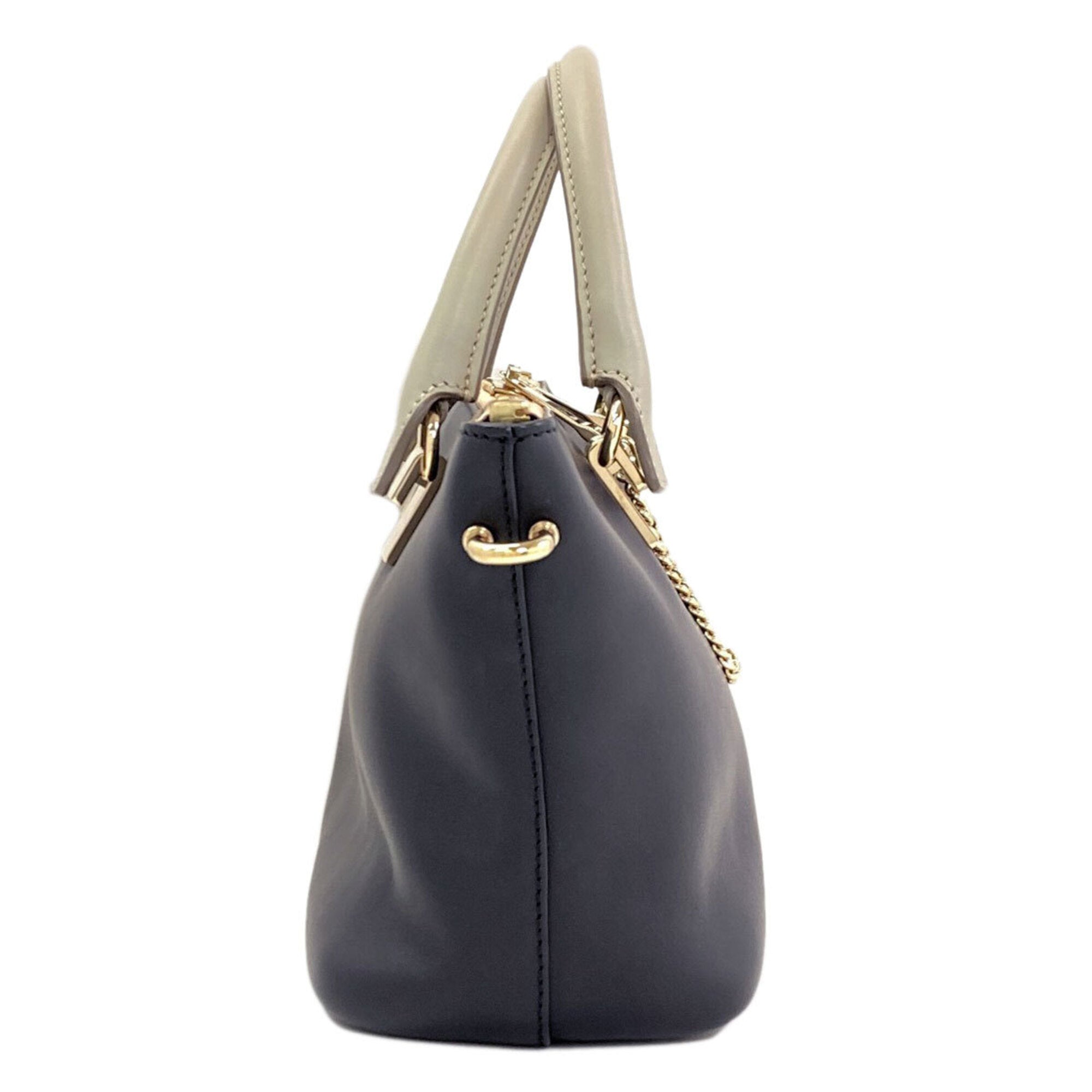 Chloé Black Leather Handbag (Pre-Owned)