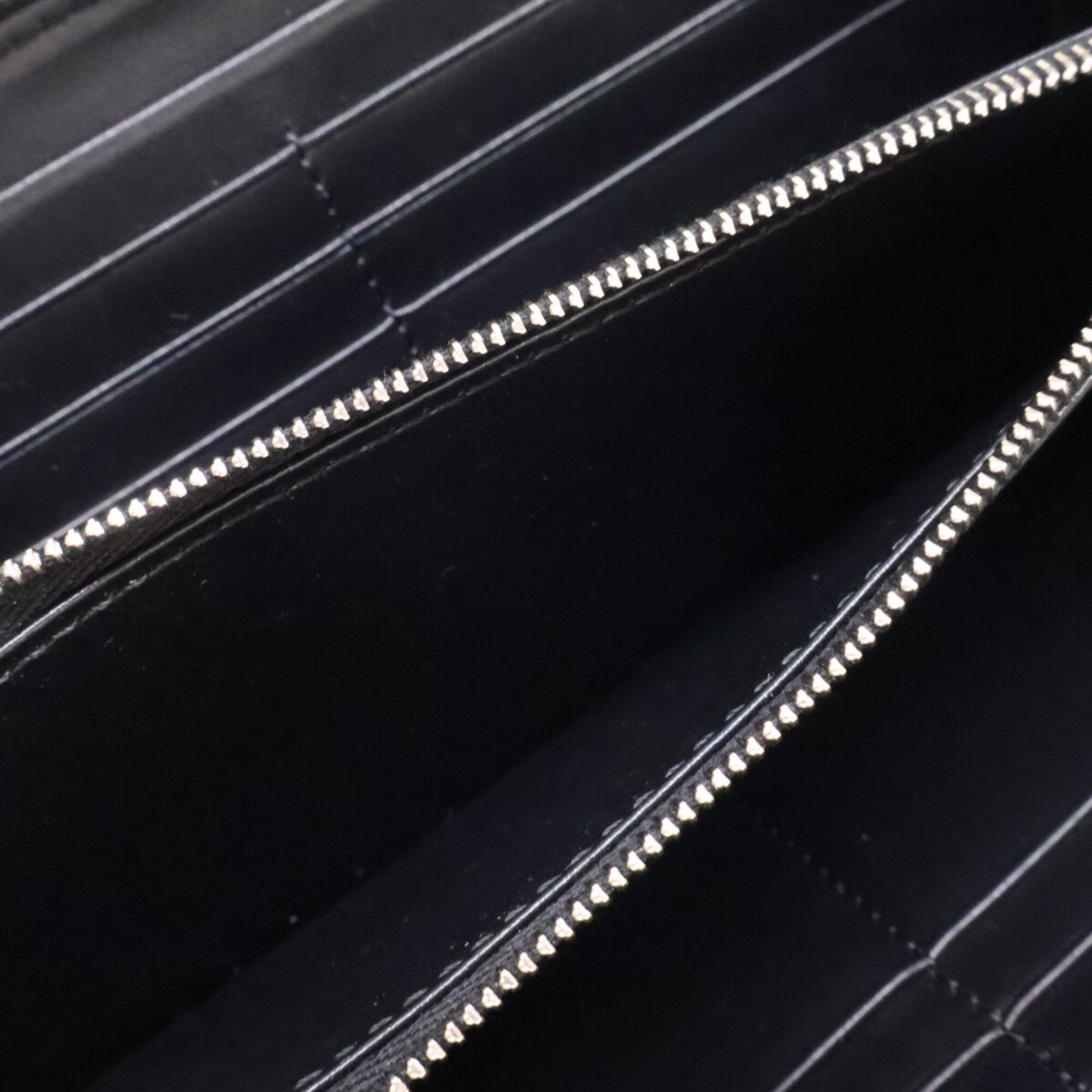 Celine Black Leather Long Wallet (Bi-Fold) (Pre-Owned)