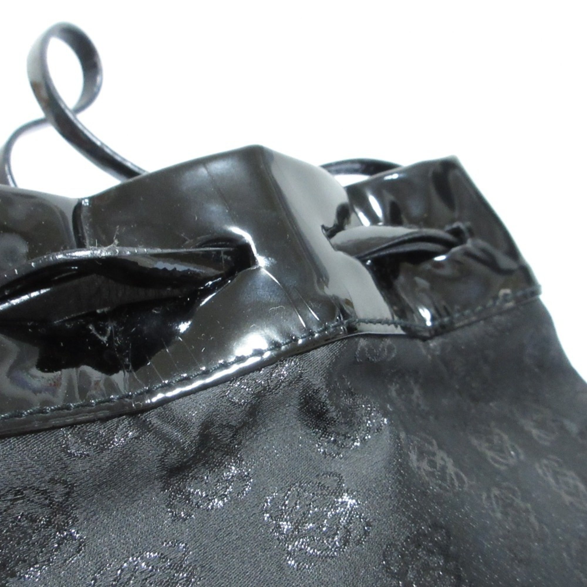 Loewe Black Handbag (Pre-Owned)