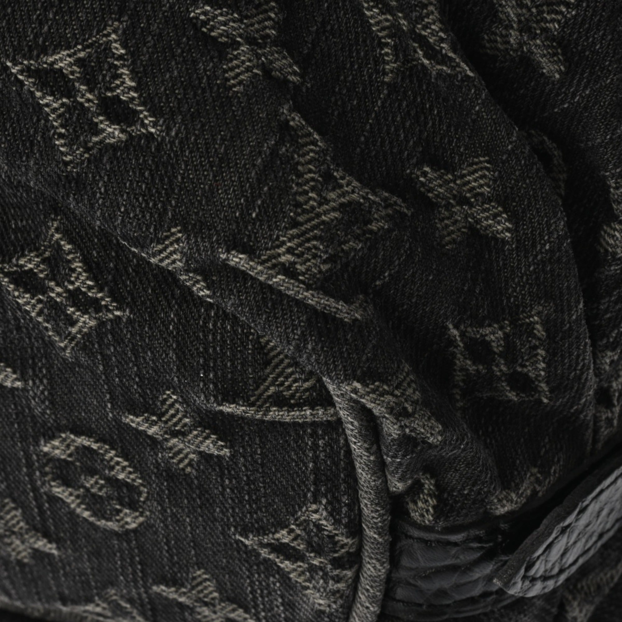 Louis Vuitton Noir Denim Handbag (Pre-Owned)