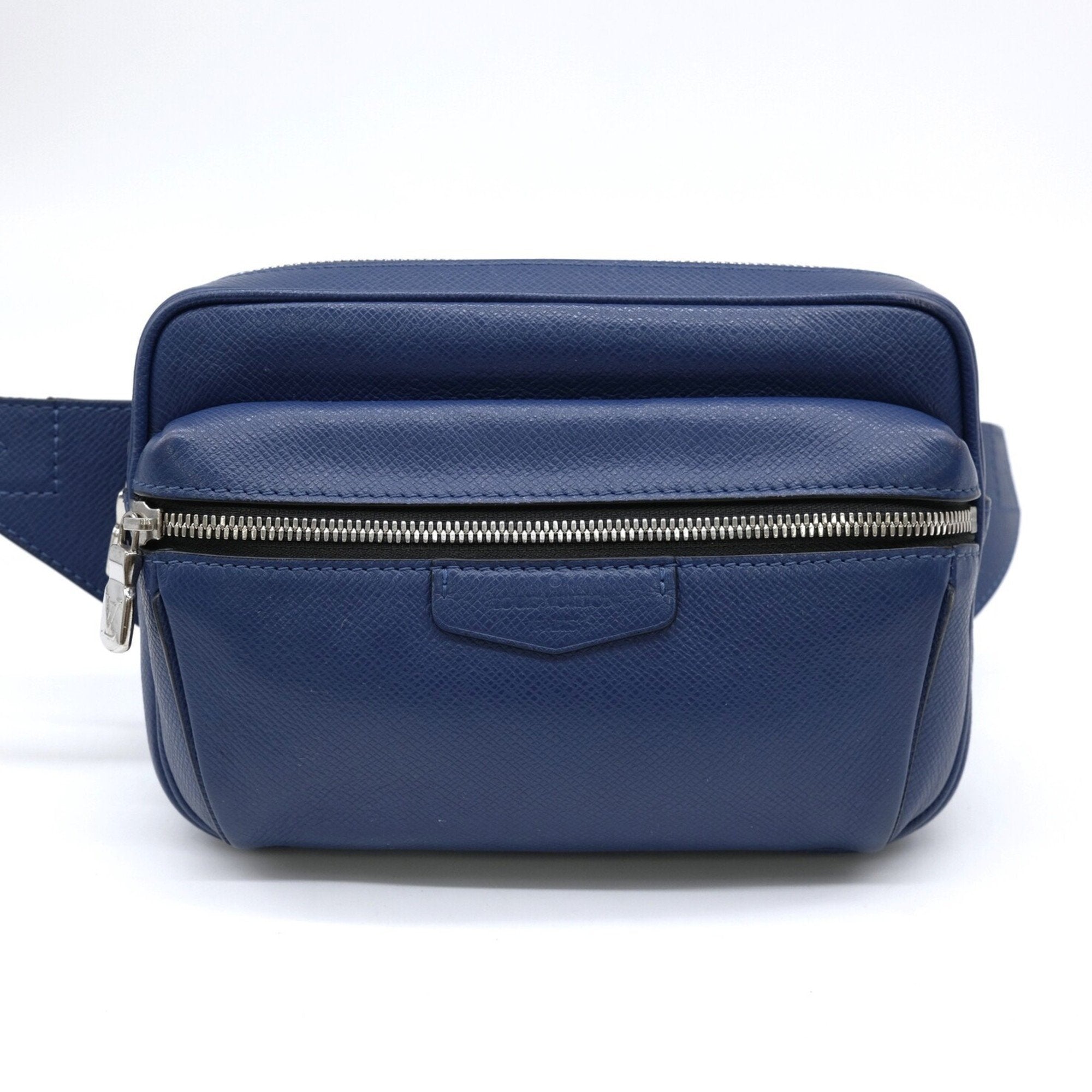 Louis Vuitton Blue Taiga Leather Sling Bag (Pre-Owned)