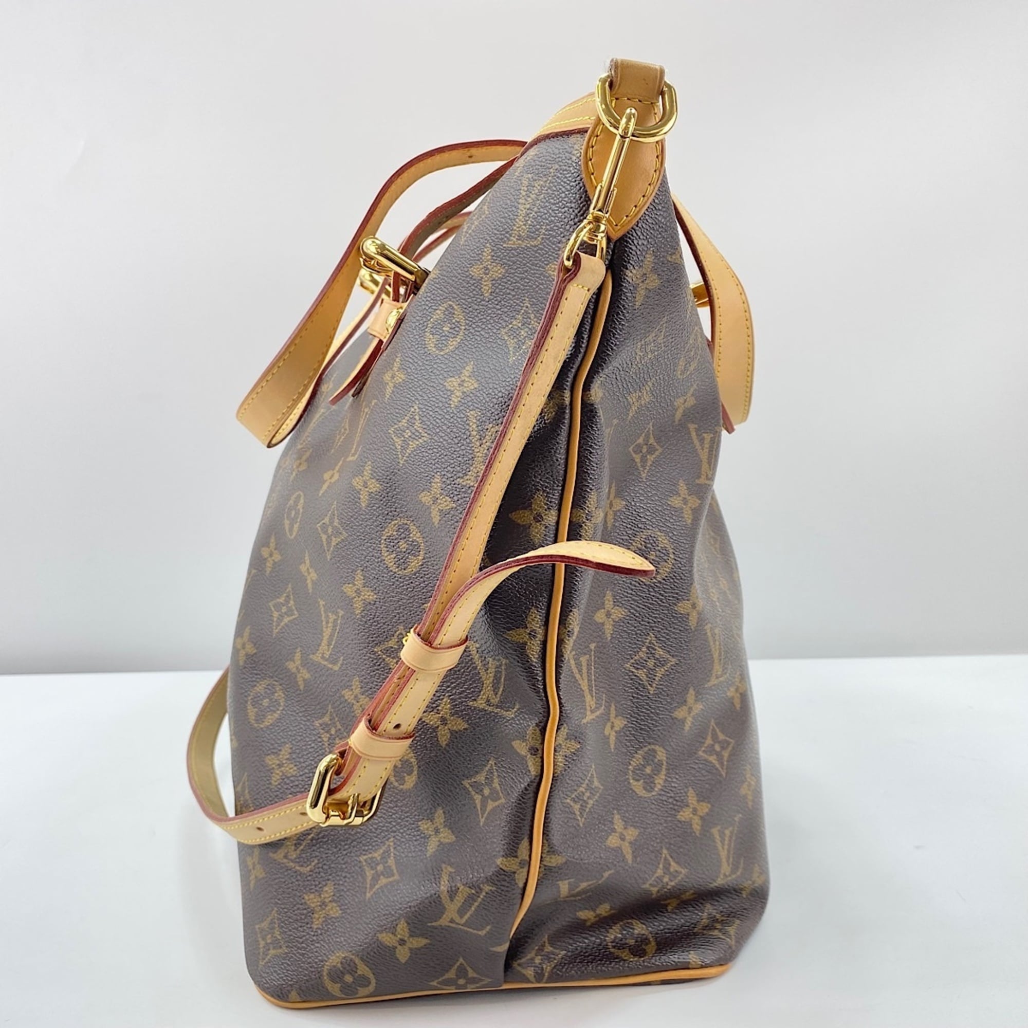Louis Vuitton Monogram Brown Shoulder Bag (Pre-Owned)