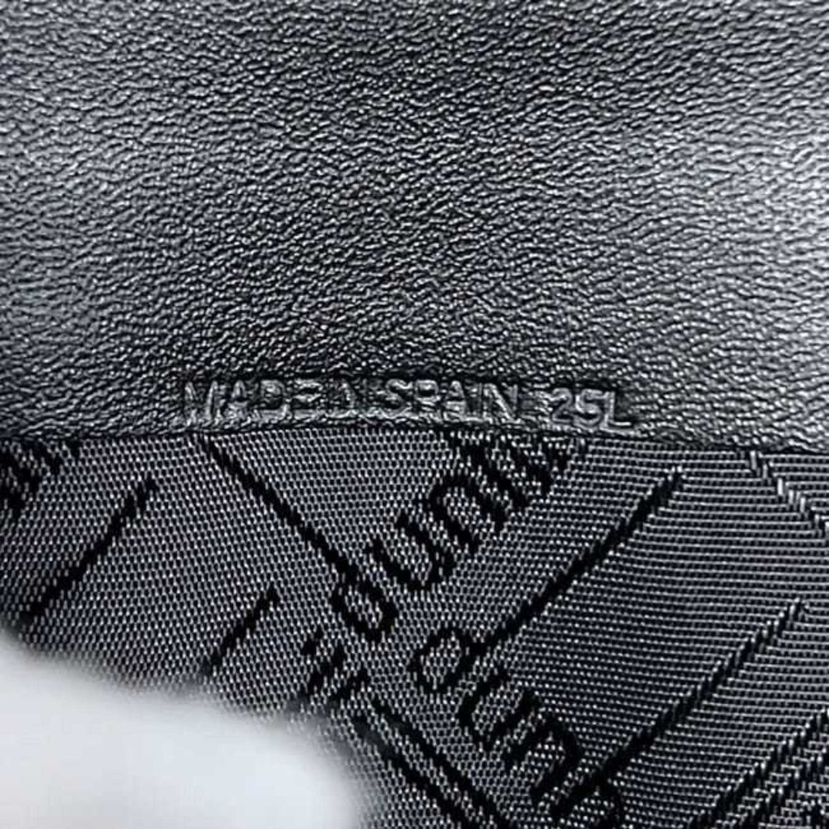 Dunhill Black Leather Long Wallet (Bi-Fold) (Pre-Owned)