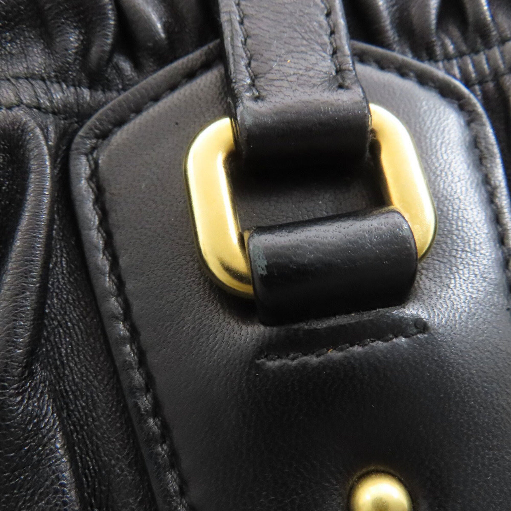 Prada Black Leather Handbag (Pre-Owned)