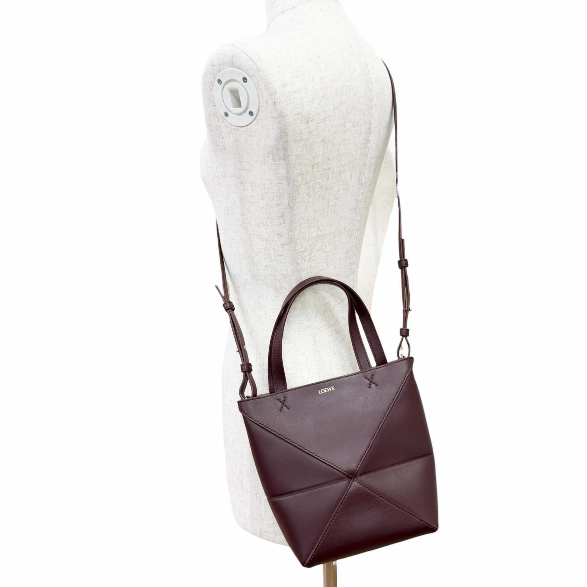 Loewe Burgundy Leather Shoulder Bag (Pre-Owned)
