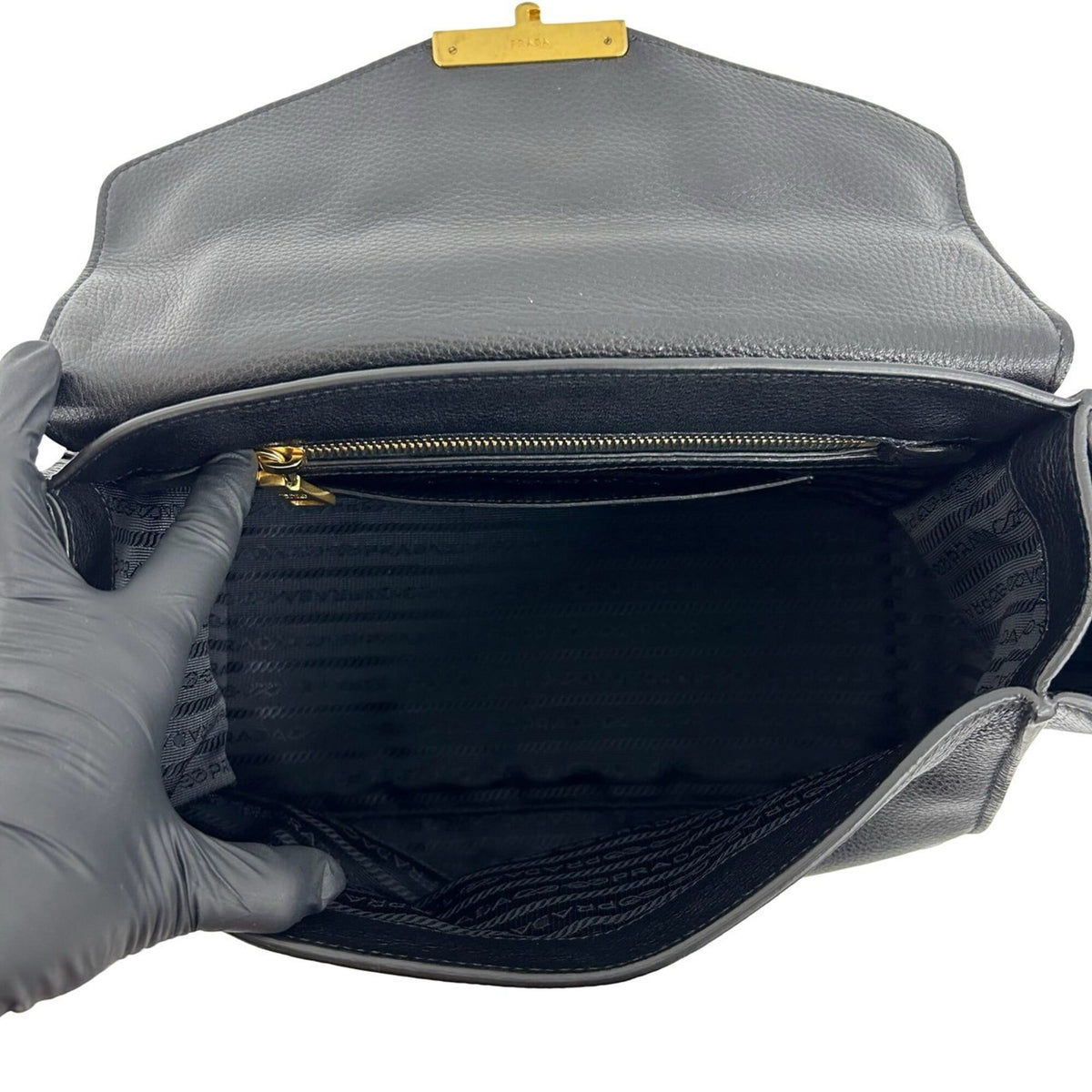 Prada Black Leather Boston Bag Handbag Shoulder Bag (Pre-Owned)
