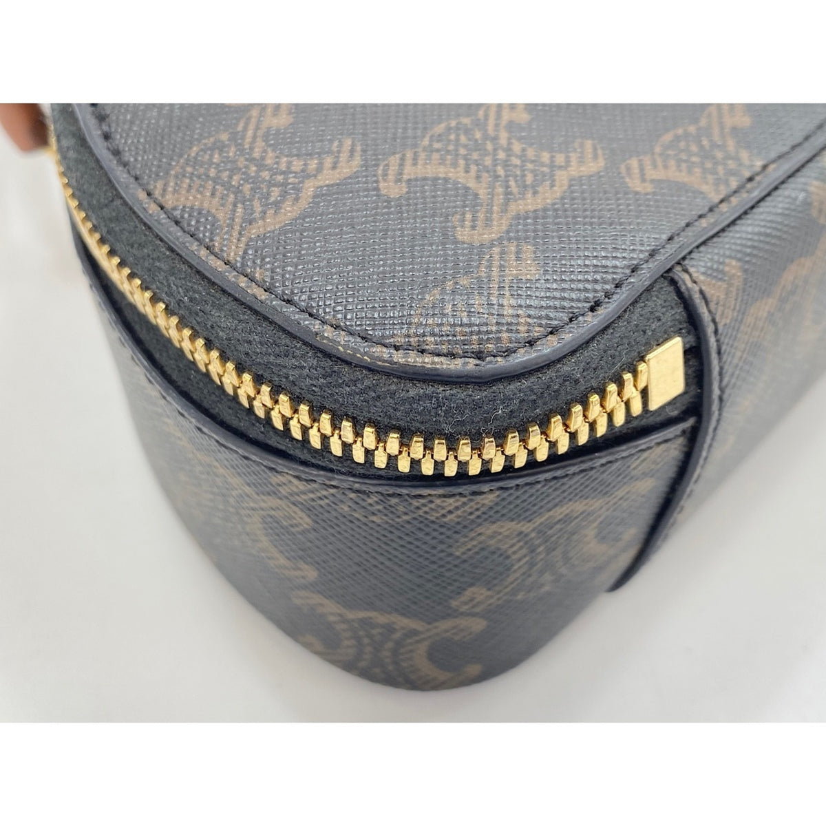 Celine Black Handbag (Pre-Owned)