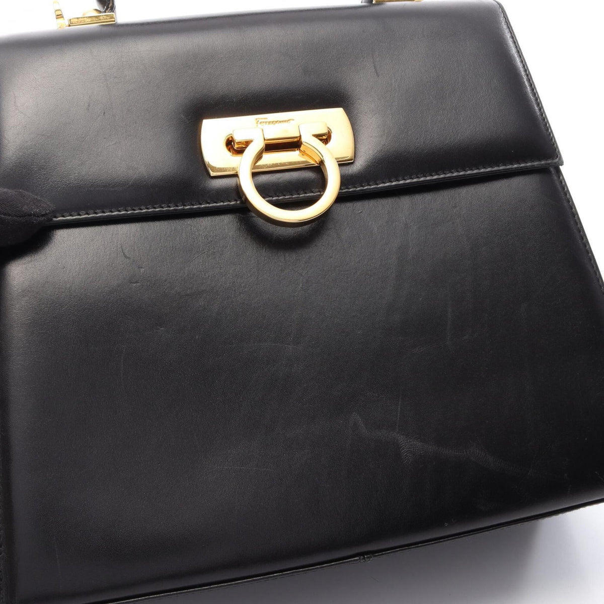 Salvatore Ferragamo Black Leather Handbag (Pre-Owned)