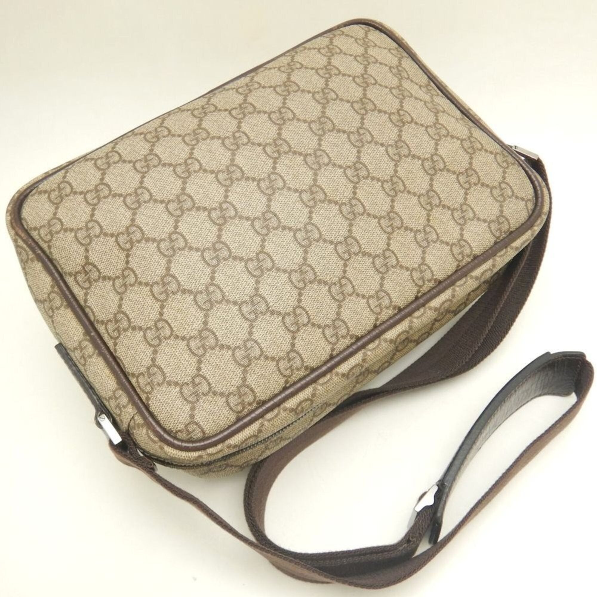 Gucci Brown Gg Supreme Shoulder Bag (Pre-Owned)