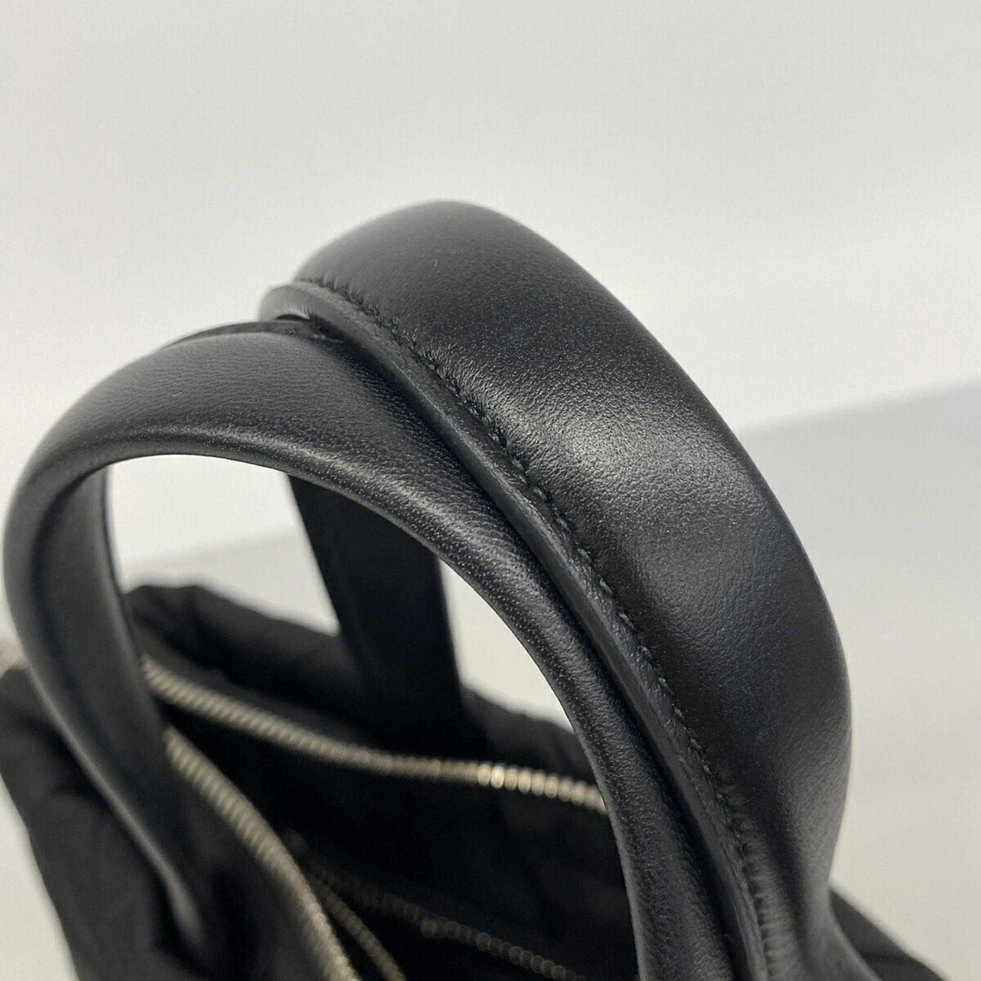 Prada Black Nylon Handbag (Pre-Owned)