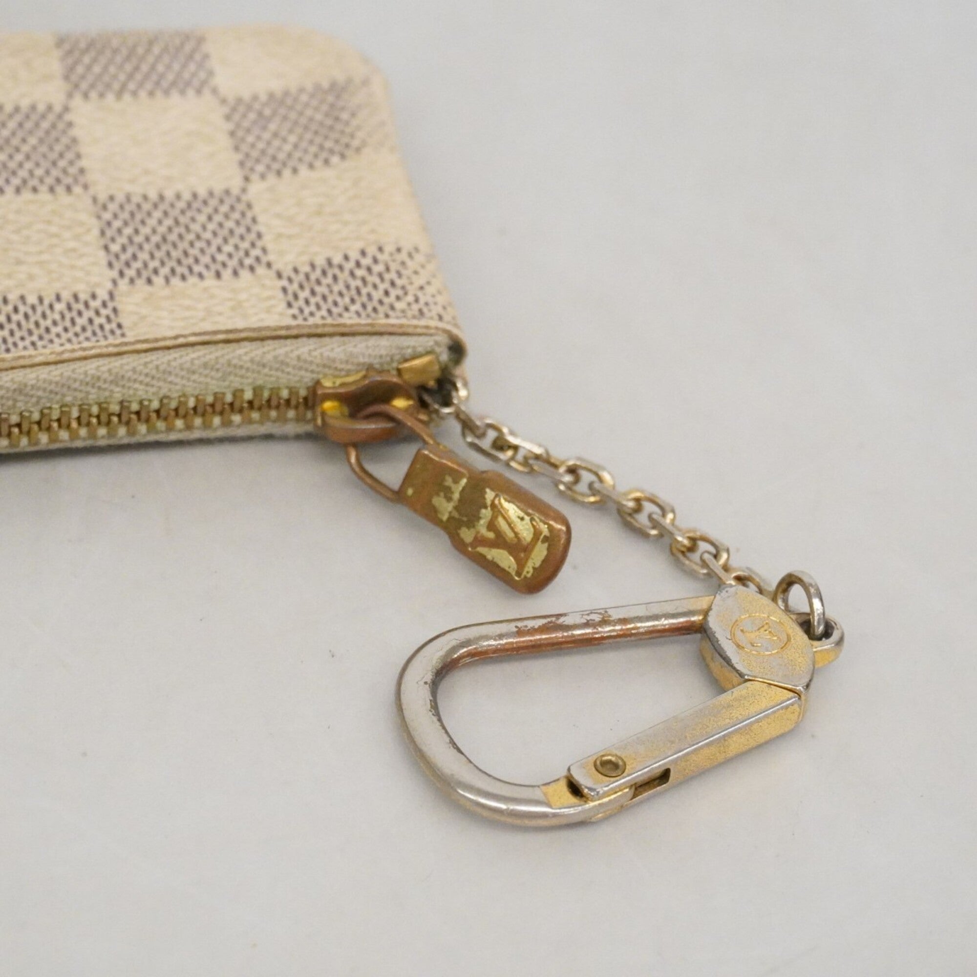 Louis Vuitton White Coin Purse/Coin Case (Pre-Owned)