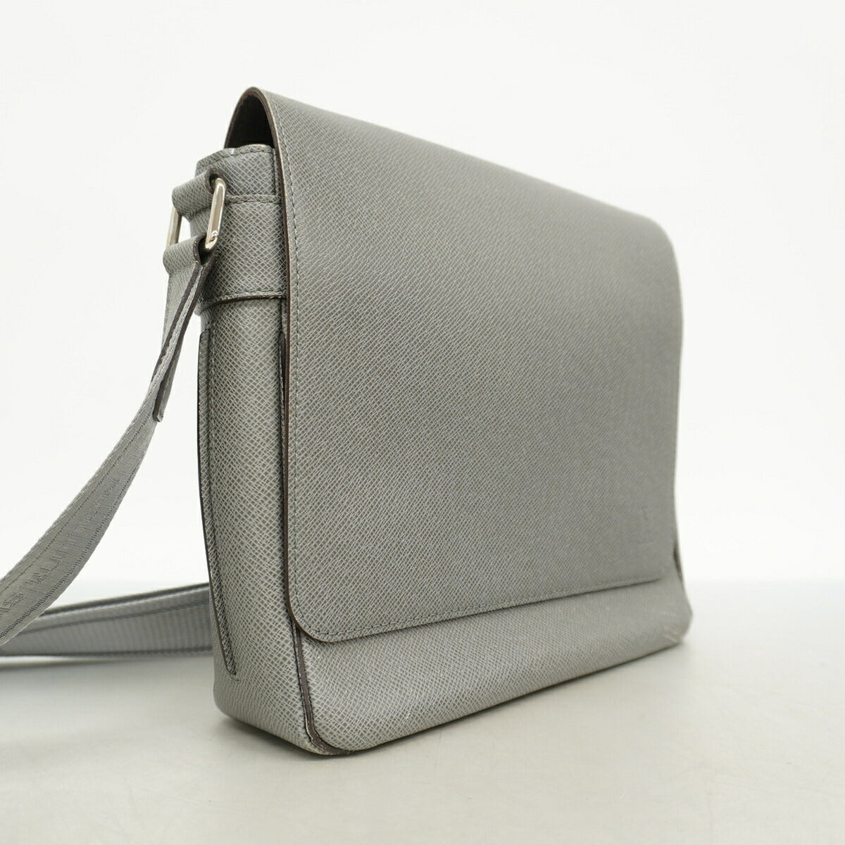 Louis Vuitton Glacier Shoulder Bag (Pre-Owned)