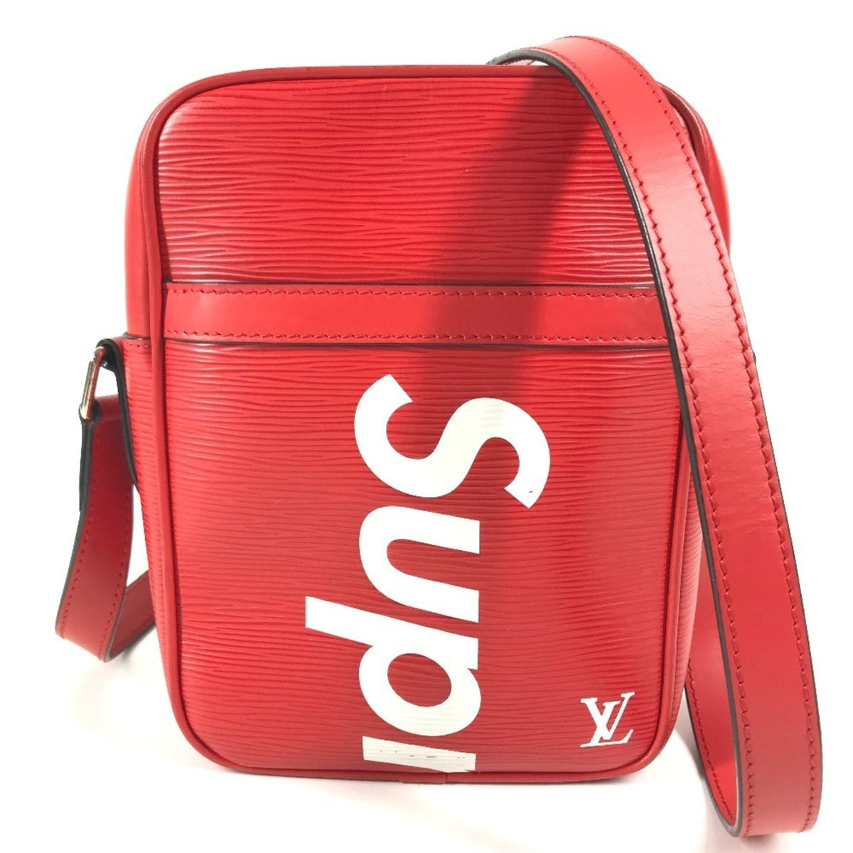 Louis Vuitton Red Color White Epi Leather Pochette Shoulder Bag (Pre-Owned)