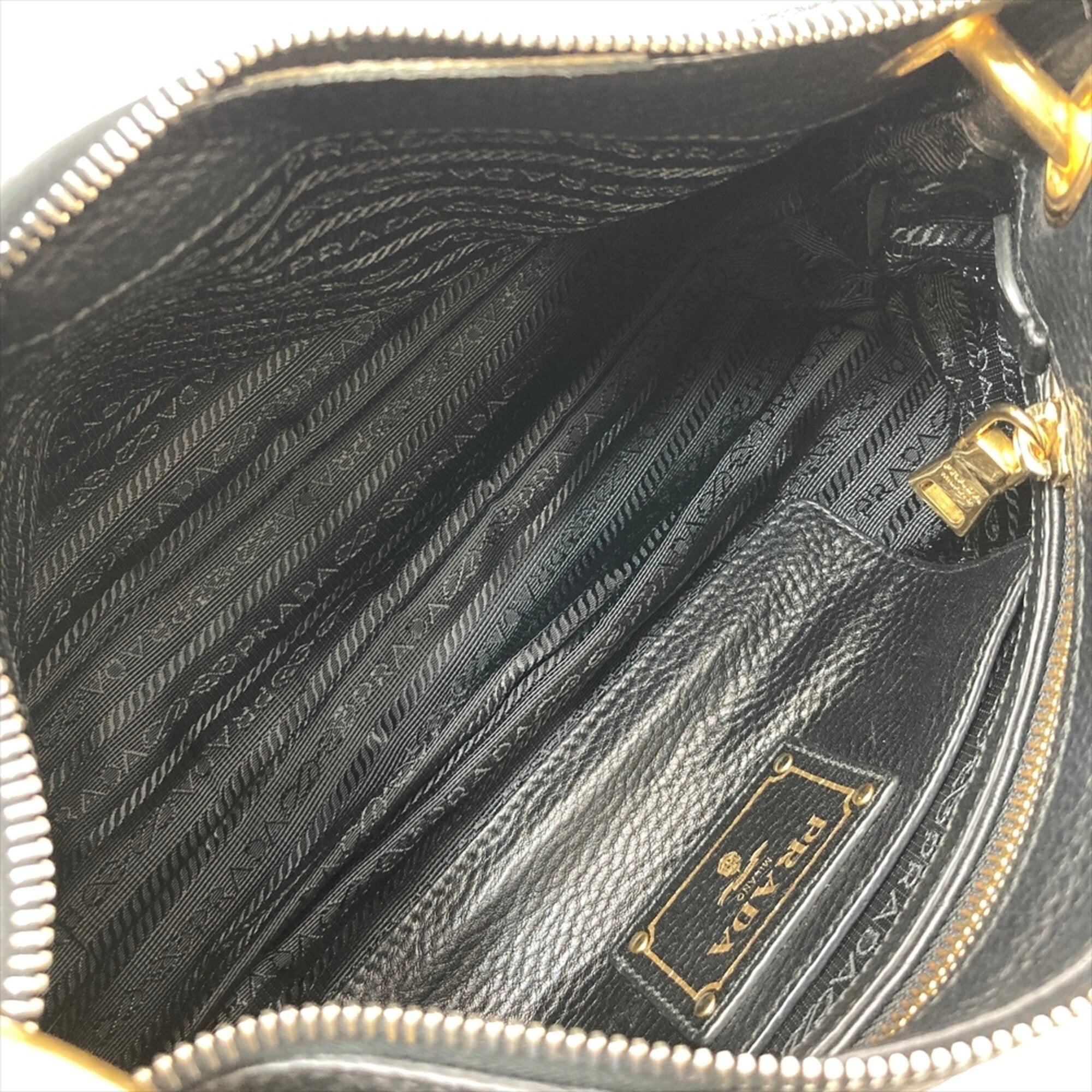 Prada Black Leather Shoulder Bag (Pre-Owned)