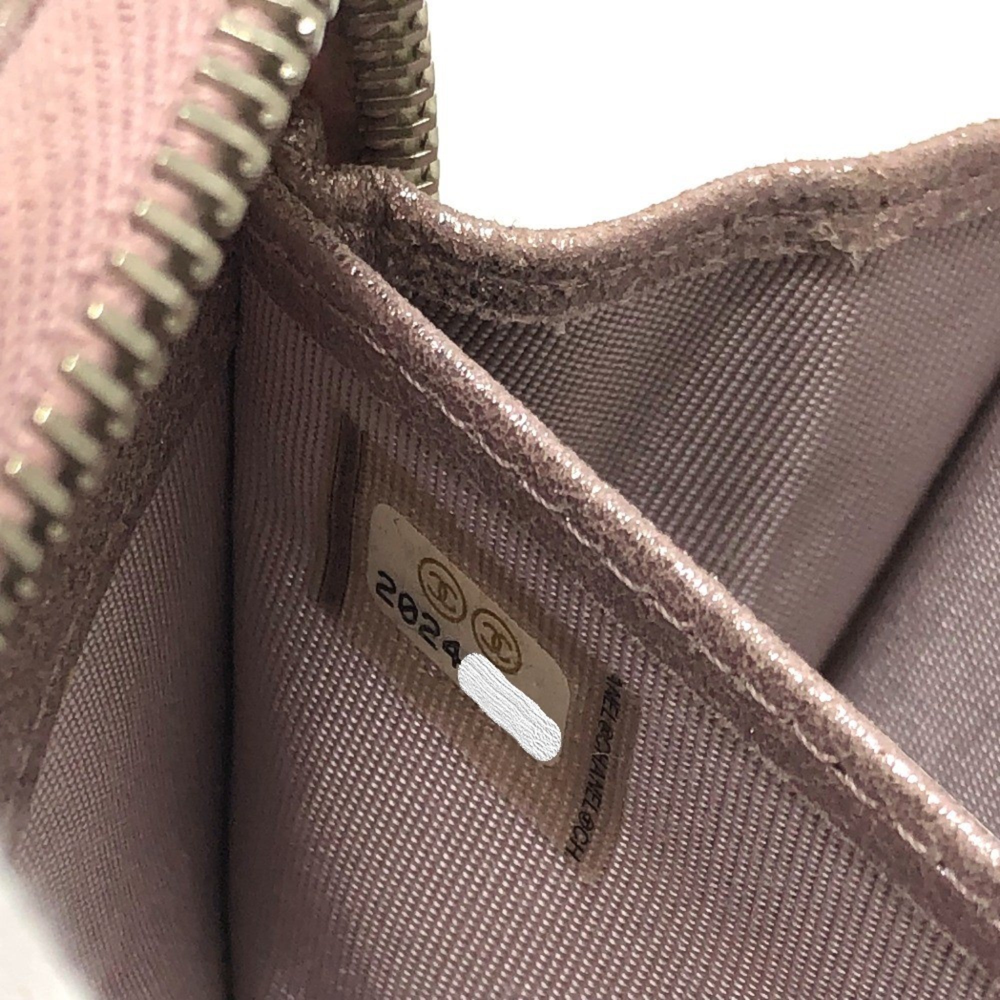 Chanel Pink Leather Long Wallet (Bi-Fold) (Pre-Owned)