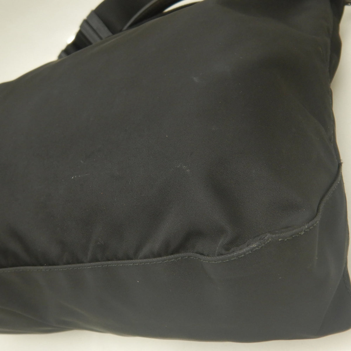 Prada Nero Nylon Tote Bag (Pre-Owned)