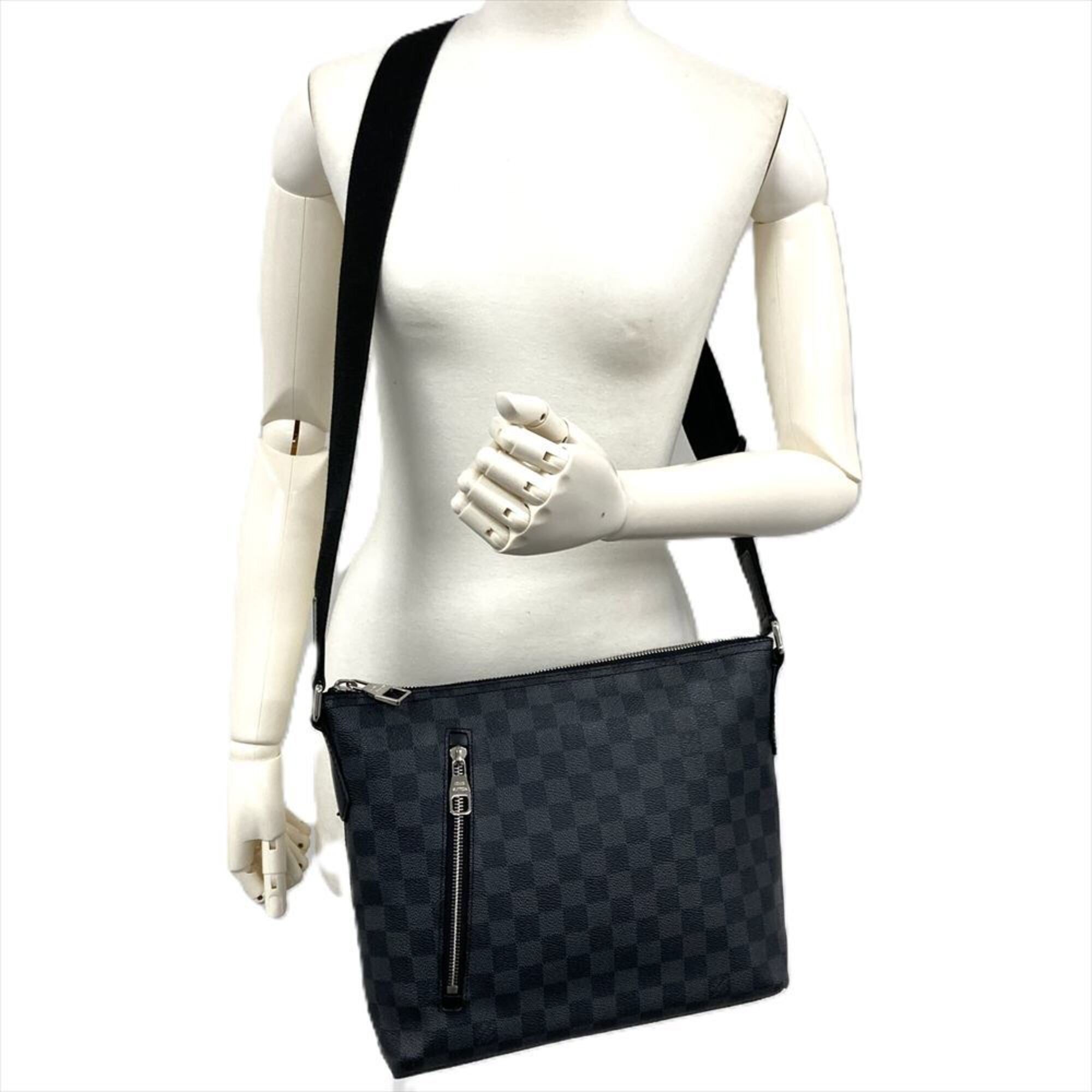 Louis Vuitton Black Damier Graphite Shoulder Bag (Pre-Owned)