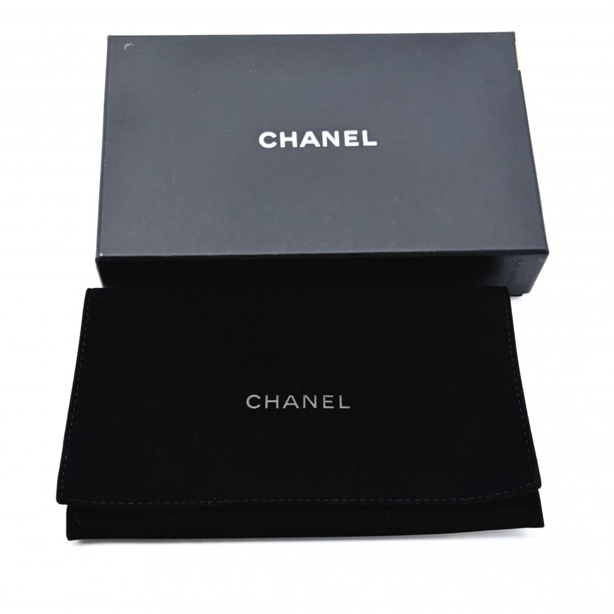 Chanel Matelasse Black Leather Long Wallet (Bi-Fold) (Pre-Owned)