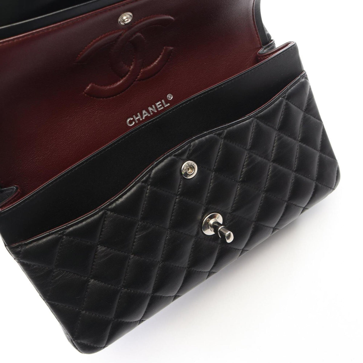 Chanel Black Leather Handbag Shoulder Bag (Pre-Owned)