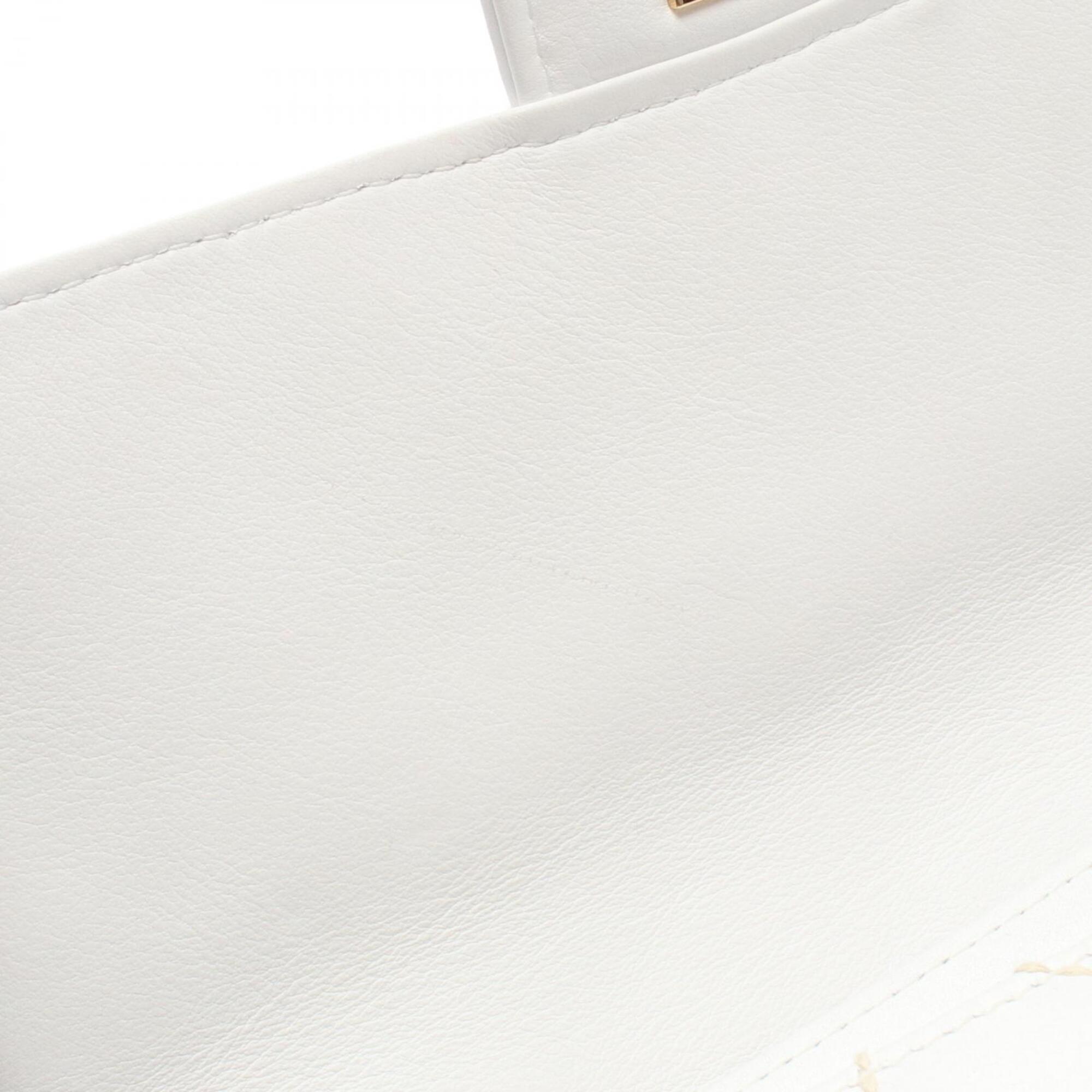 Chanel White Leather Handbag (Pre-Owned)
