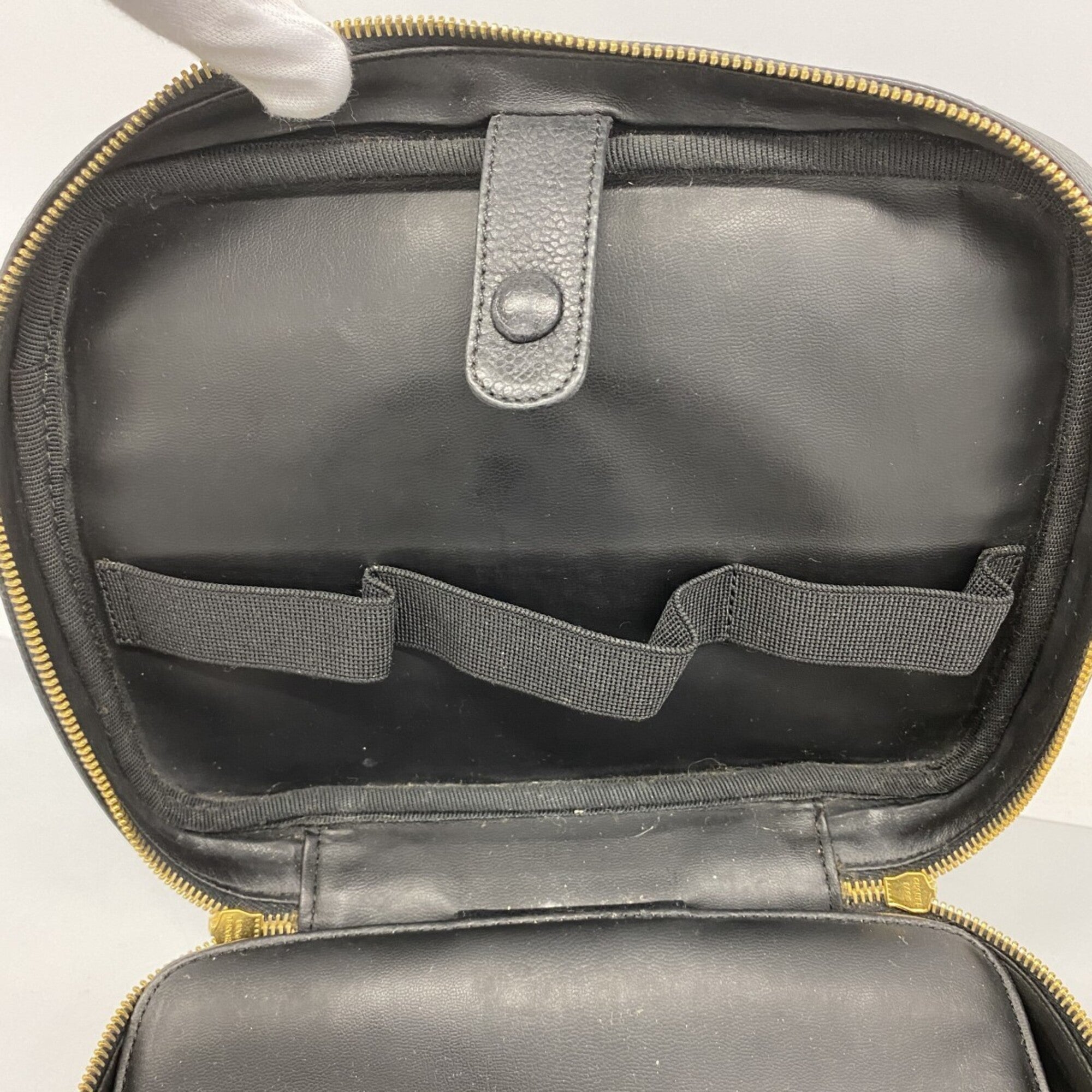 Chanel Black Grained Calfskin Vanity Bag (Pre-Owned)