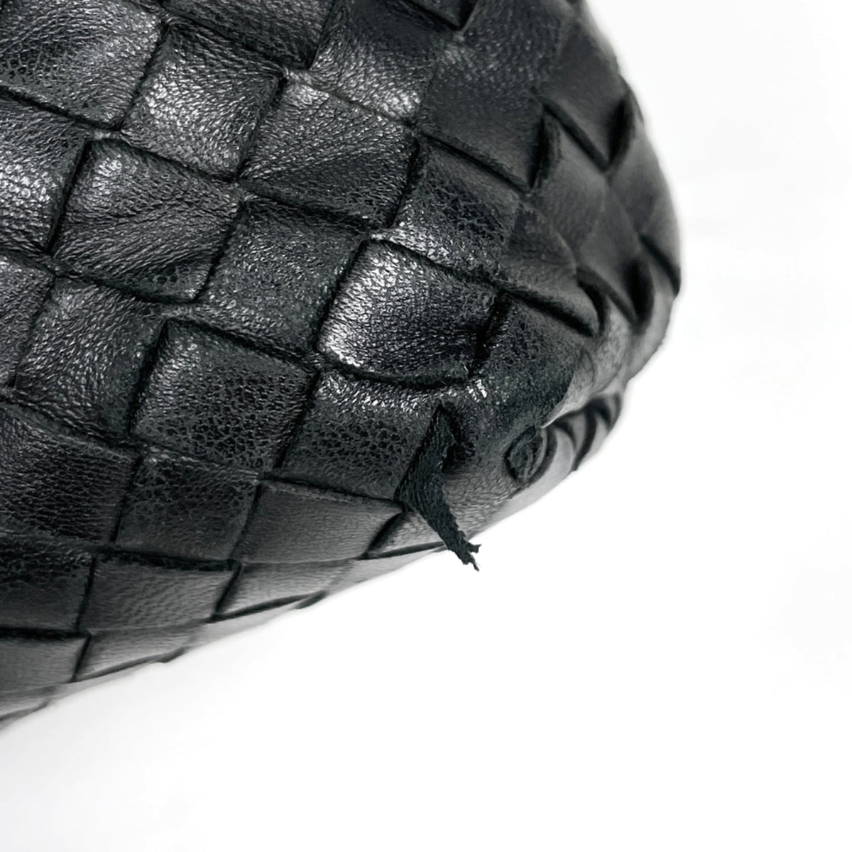 Bottega Veneta Black Leather Shoulder Bag (Pre-Owned)